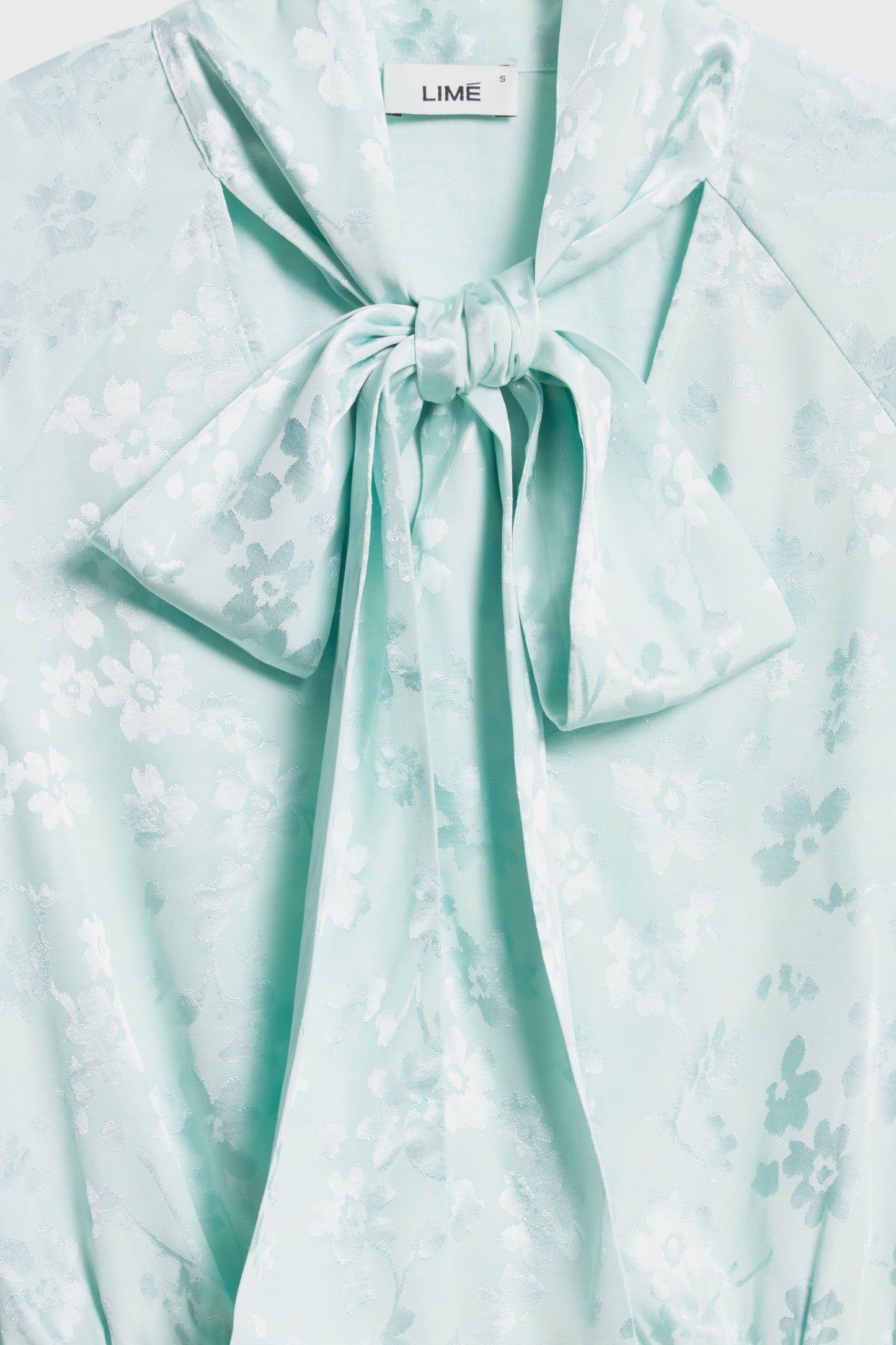 LIGHT GREEN