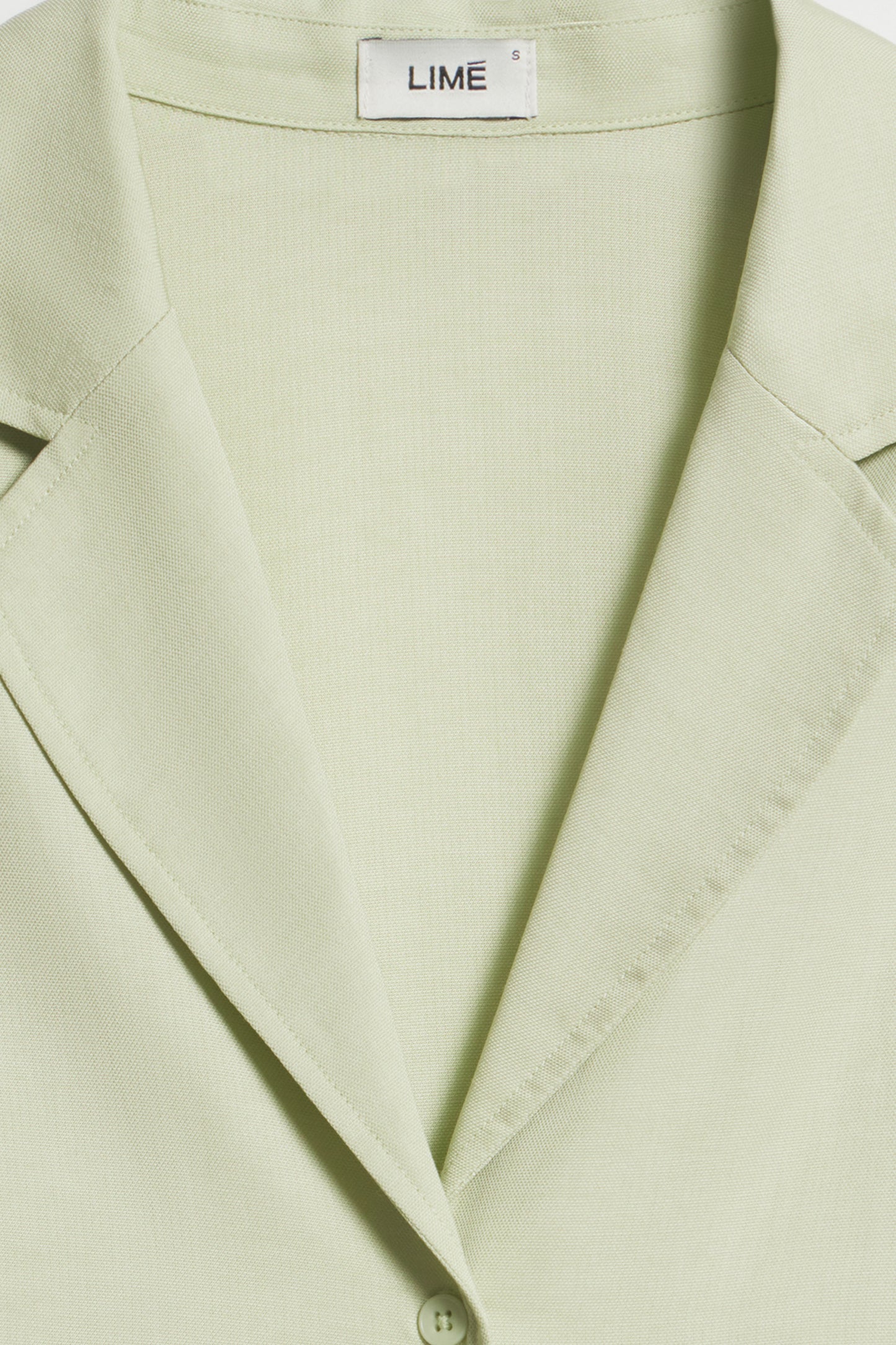 LIGHT GREEN
