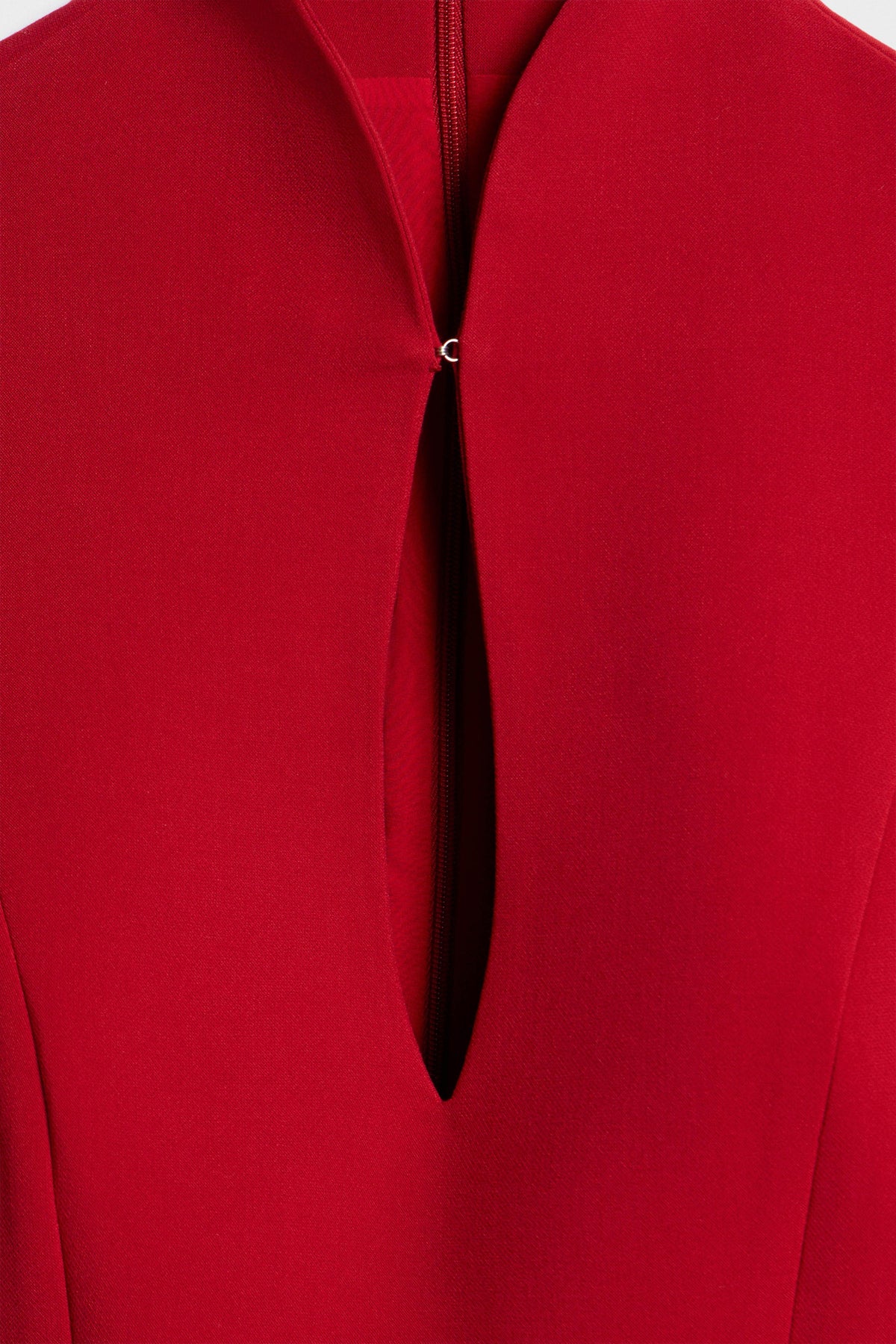 DARK RED