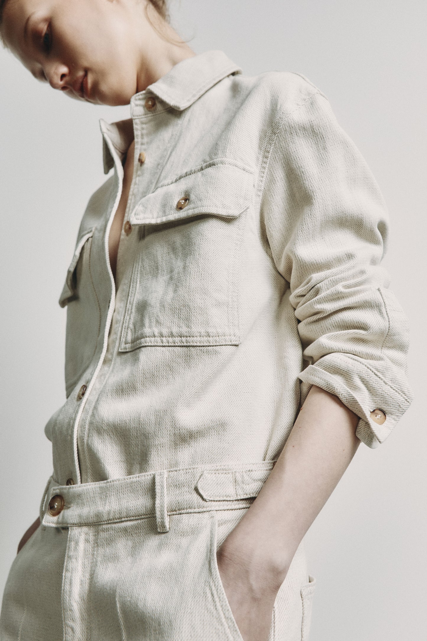 UNBLEACHED CANVAS