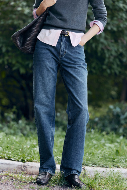 VINTAGE BLUE