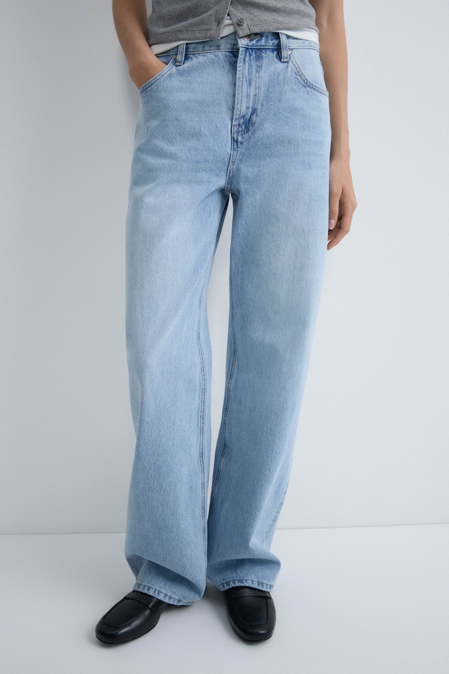 LIGHT BLUE