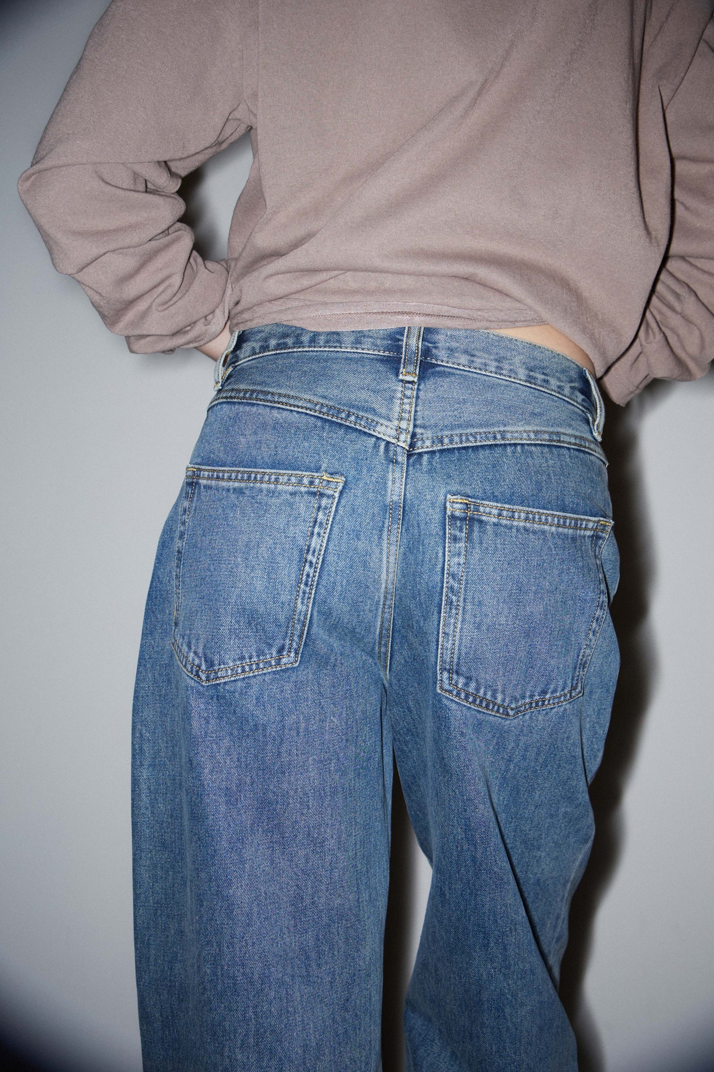 VINTAGE BLUE
