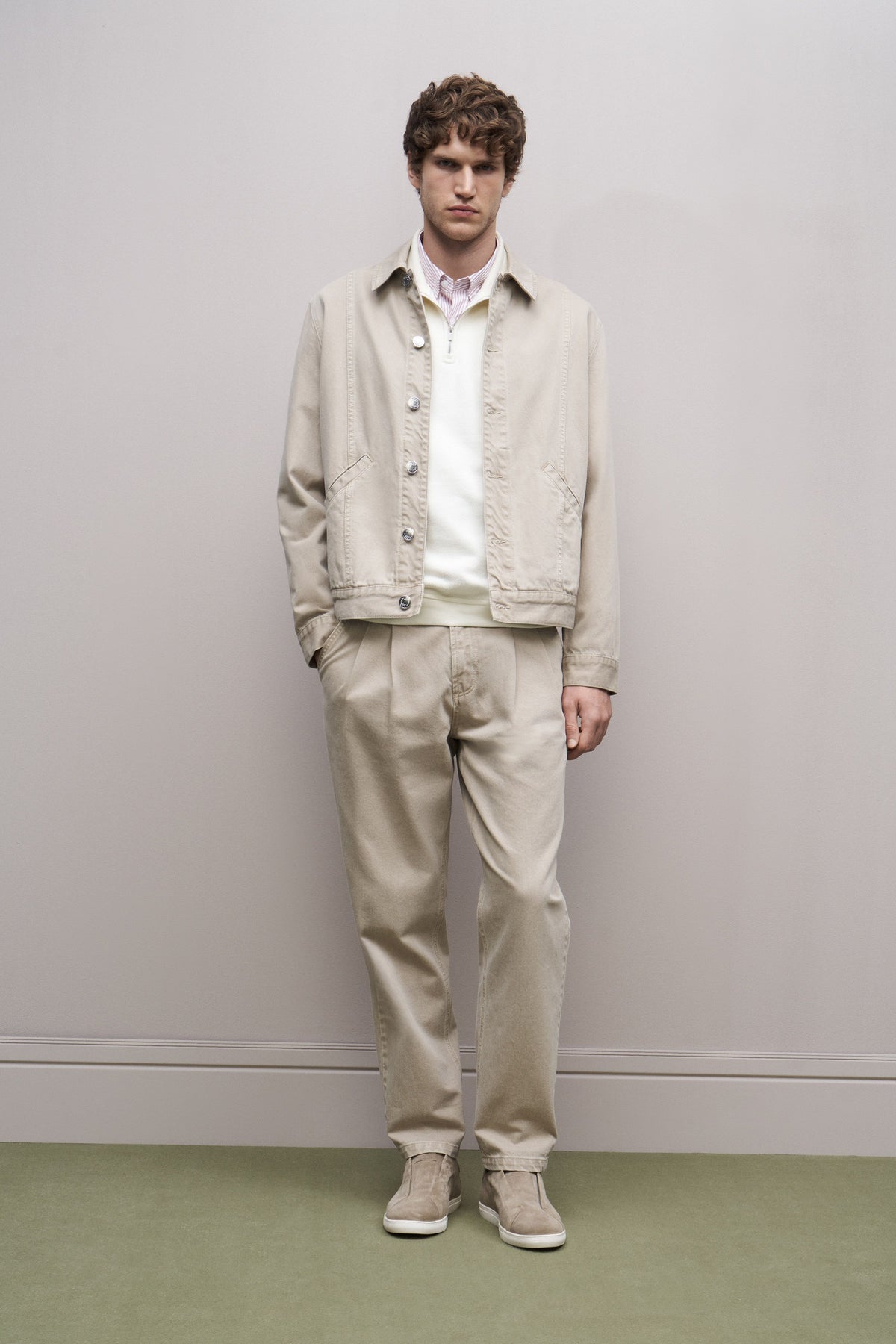 LIGHT BEIGE