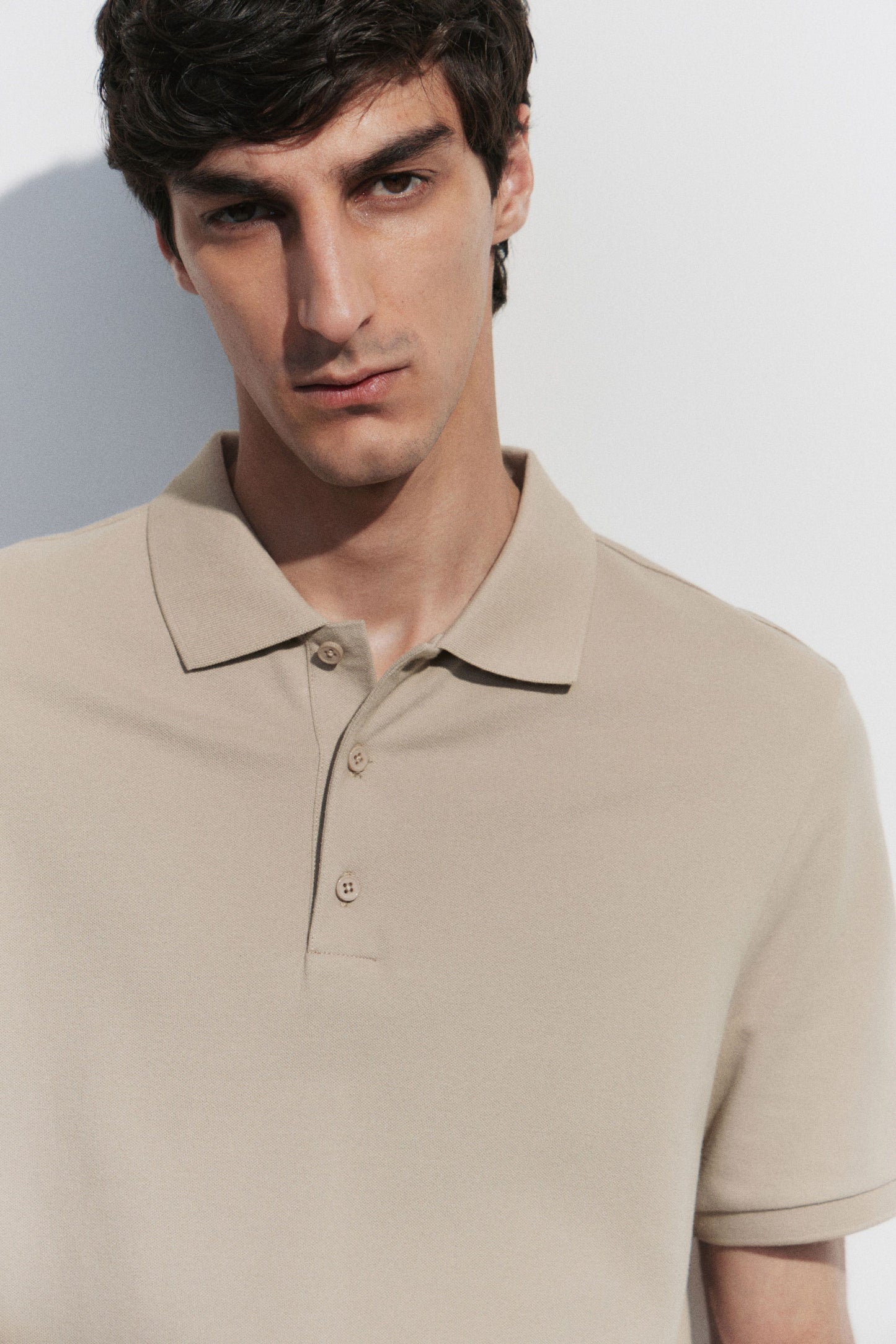 GREY BEIGE
