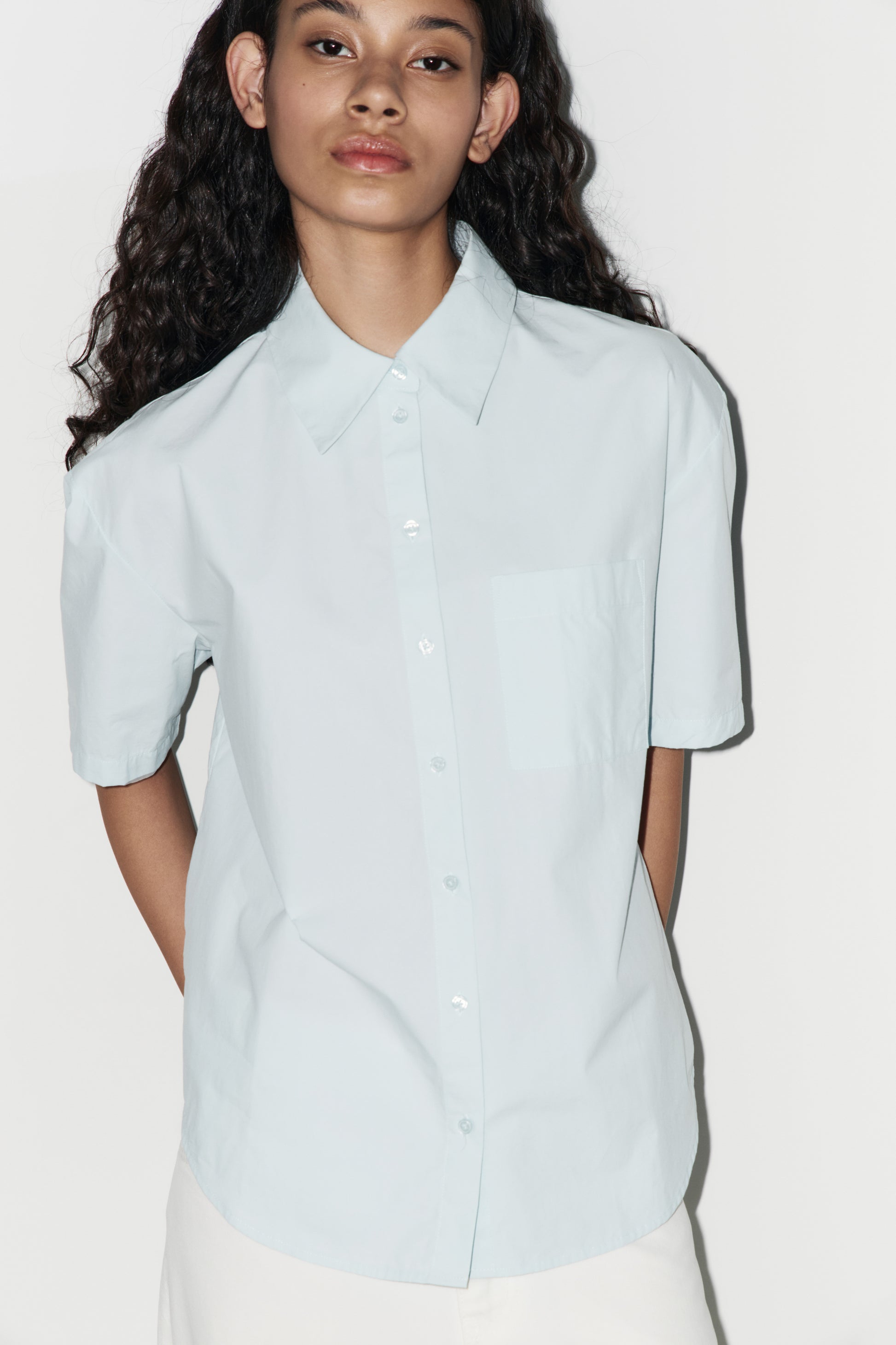 LIGHT BLUE