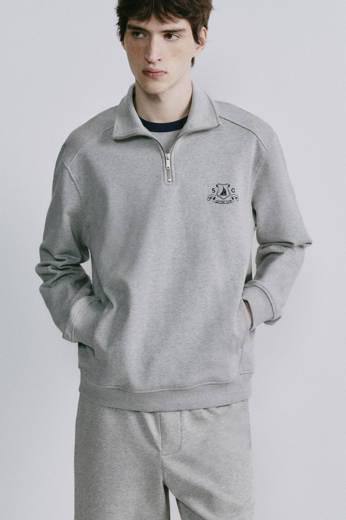 LIGHT GREY MELANGE