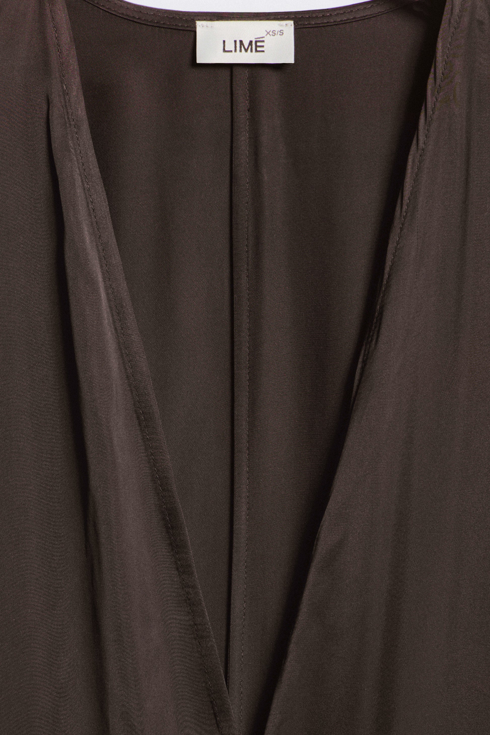 DARK BROWN