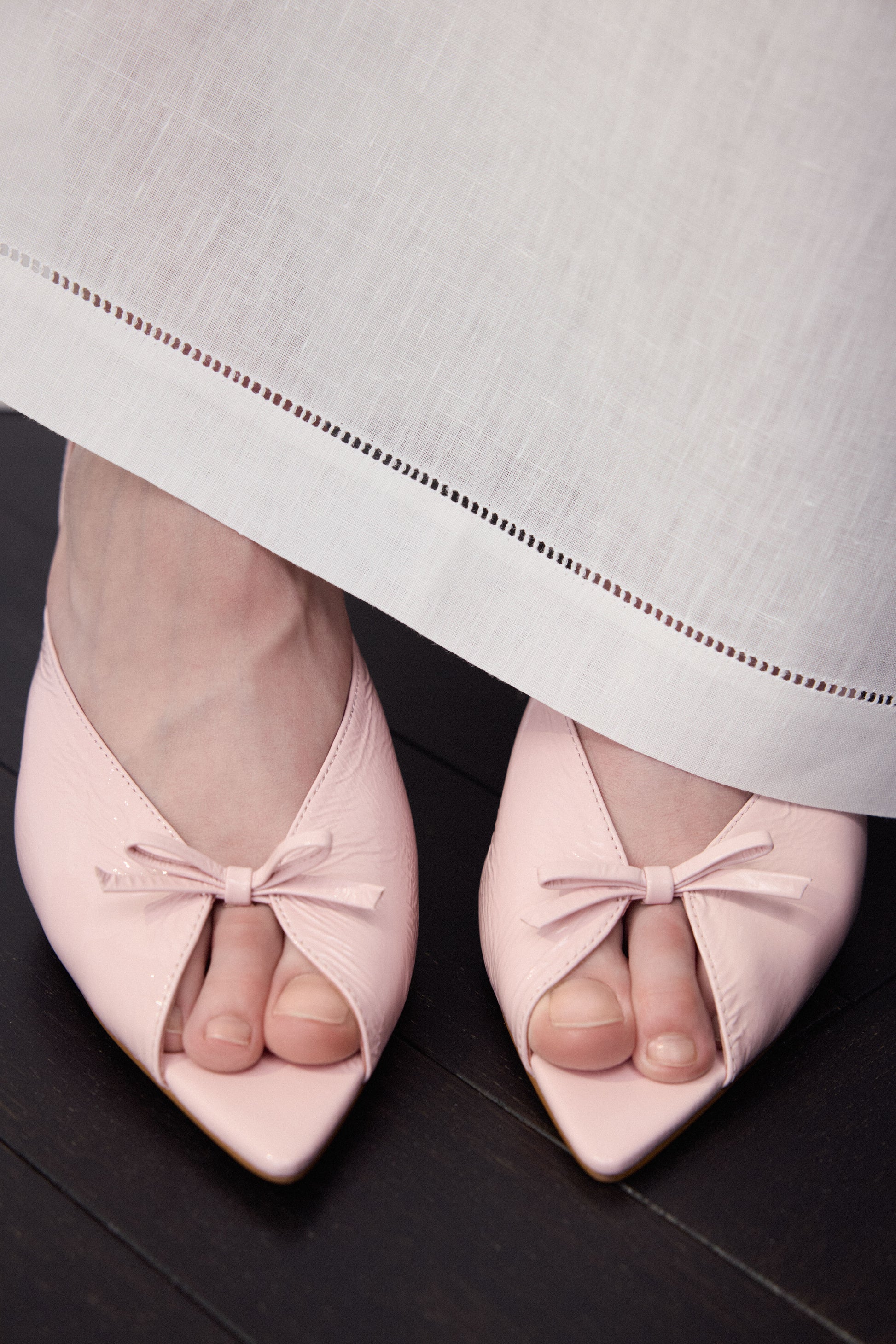 LIGHT PINK