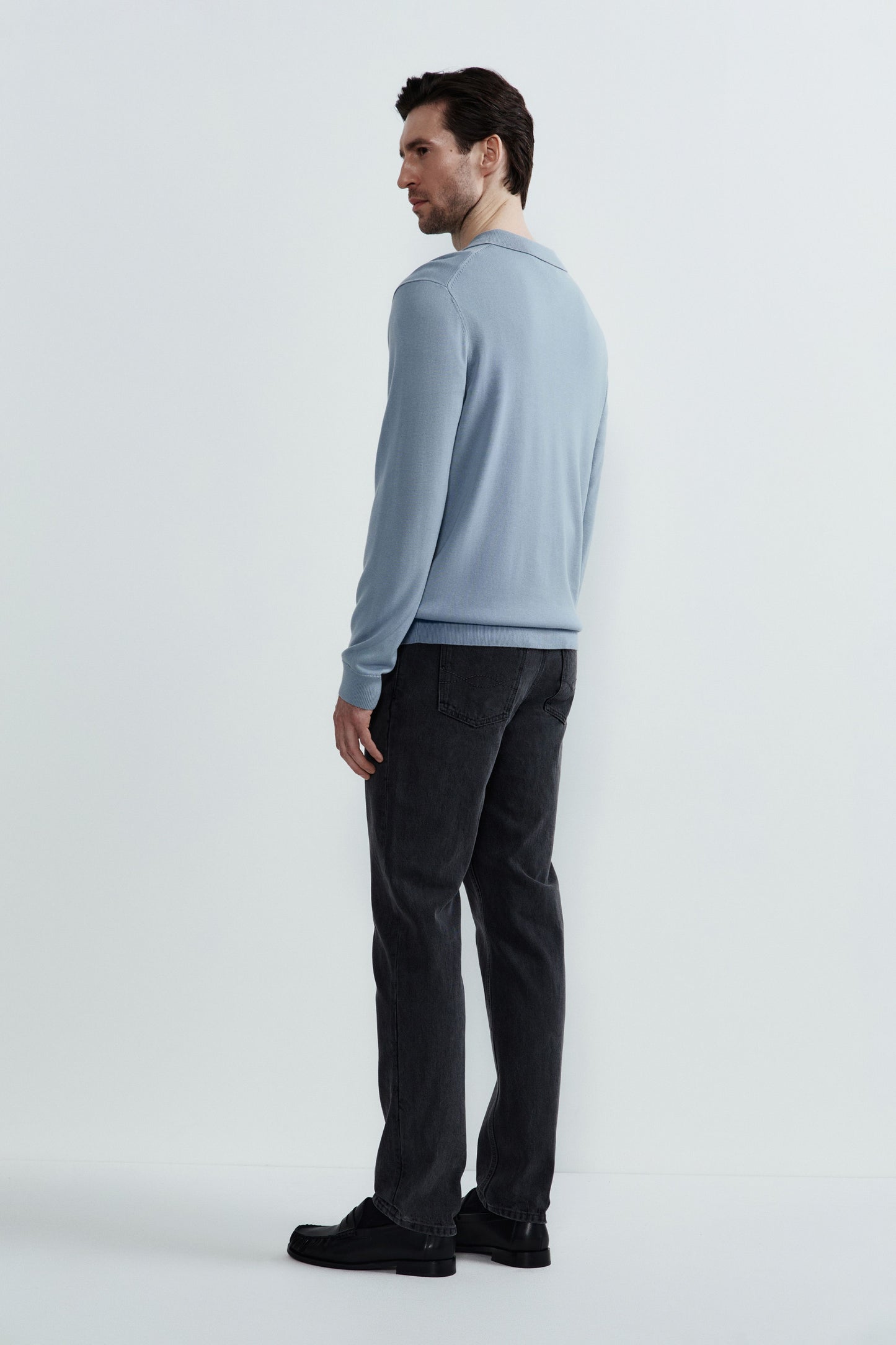 ARCTIC GREY