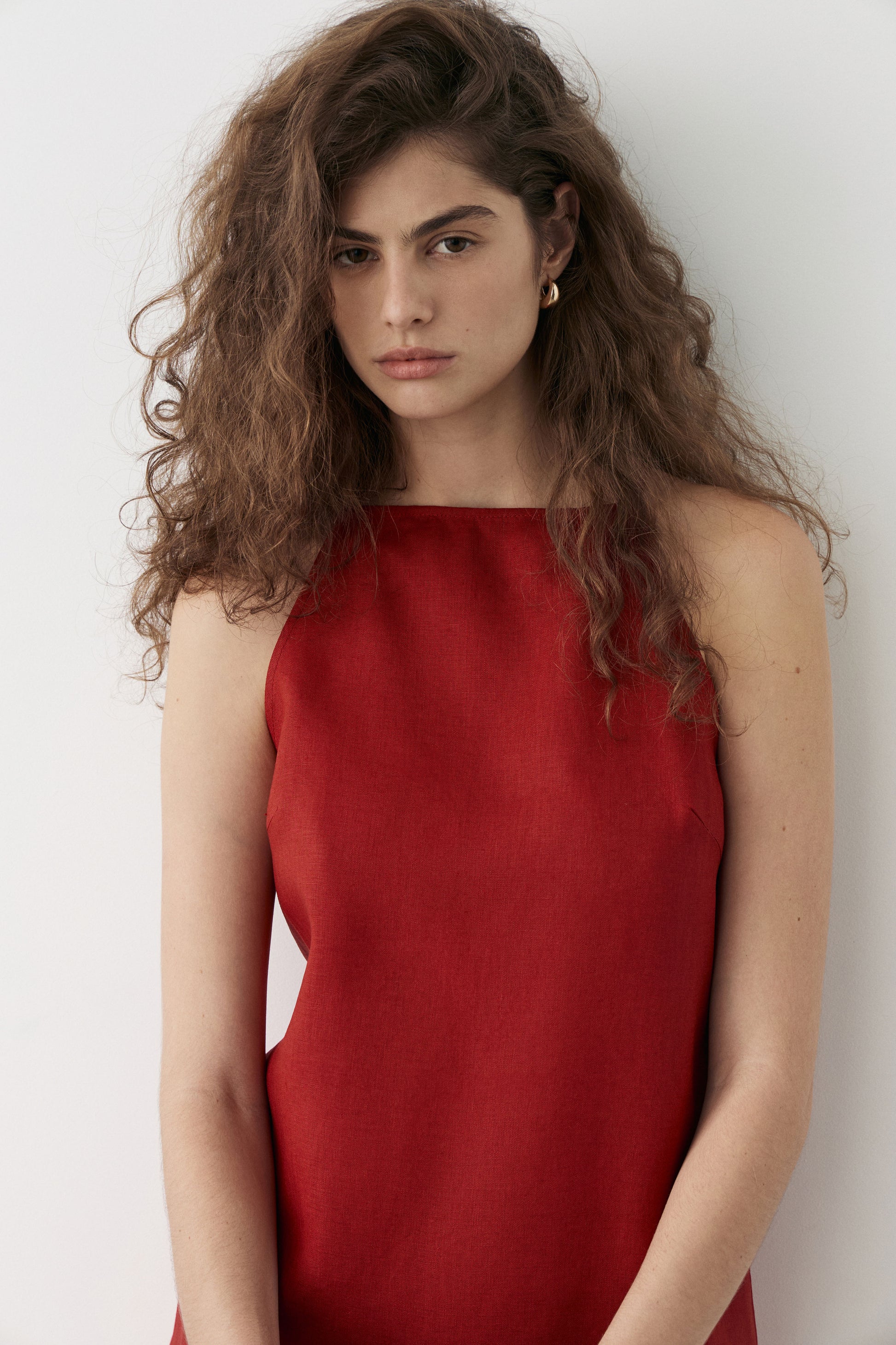 DARK RED