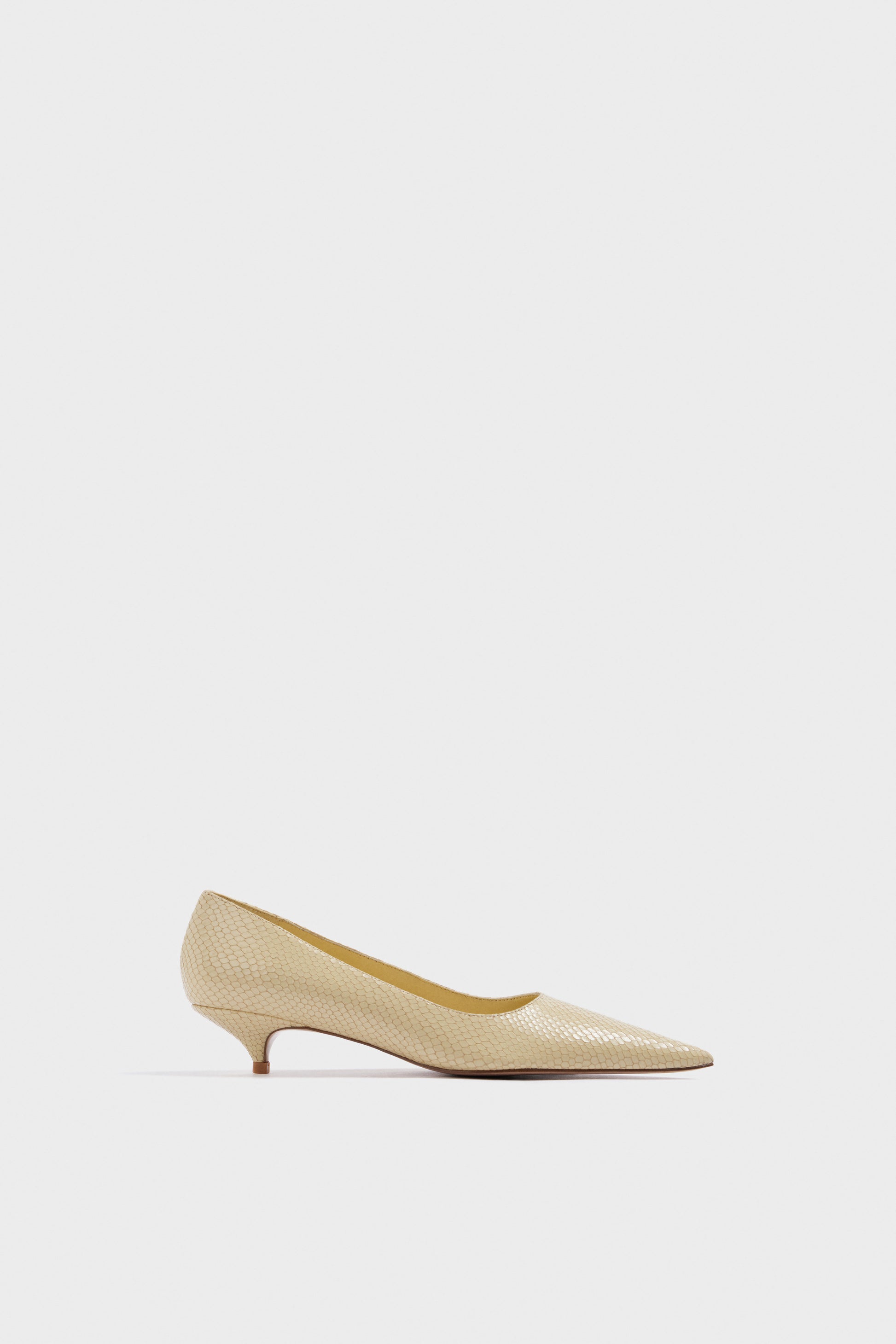 LINEN YELLOW