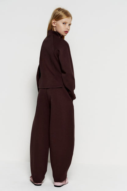 DARK BROWN