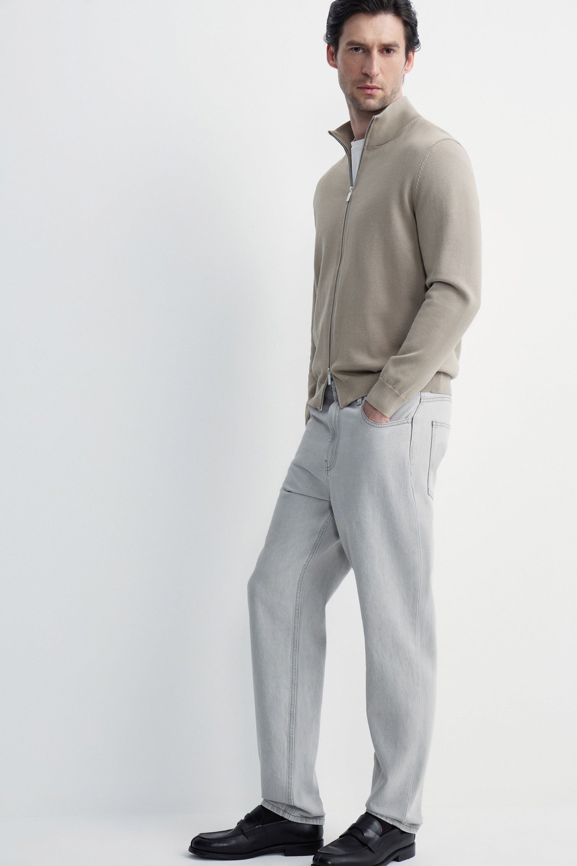 CONCRETE GREY
