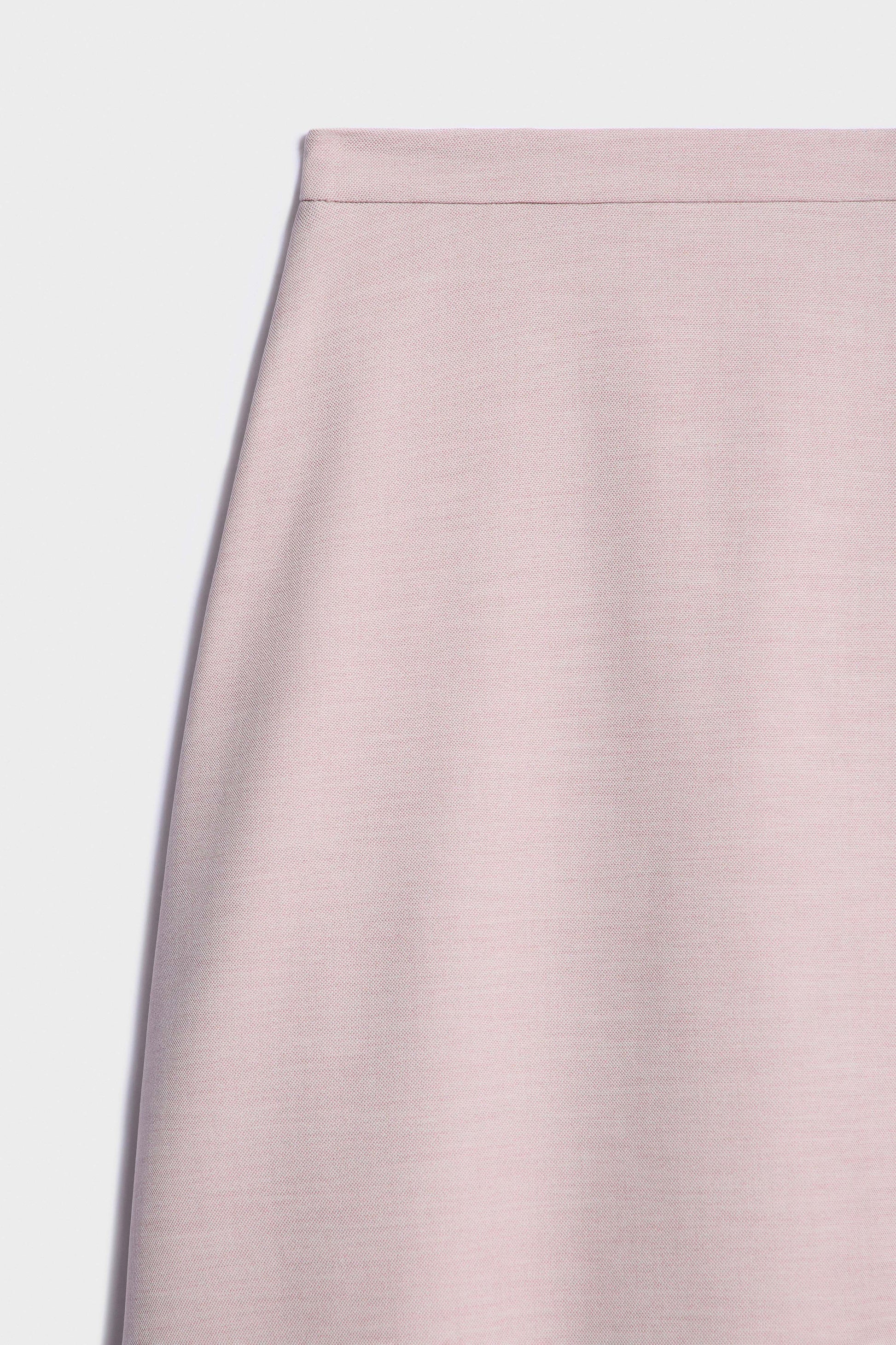 DUSTY ROSE