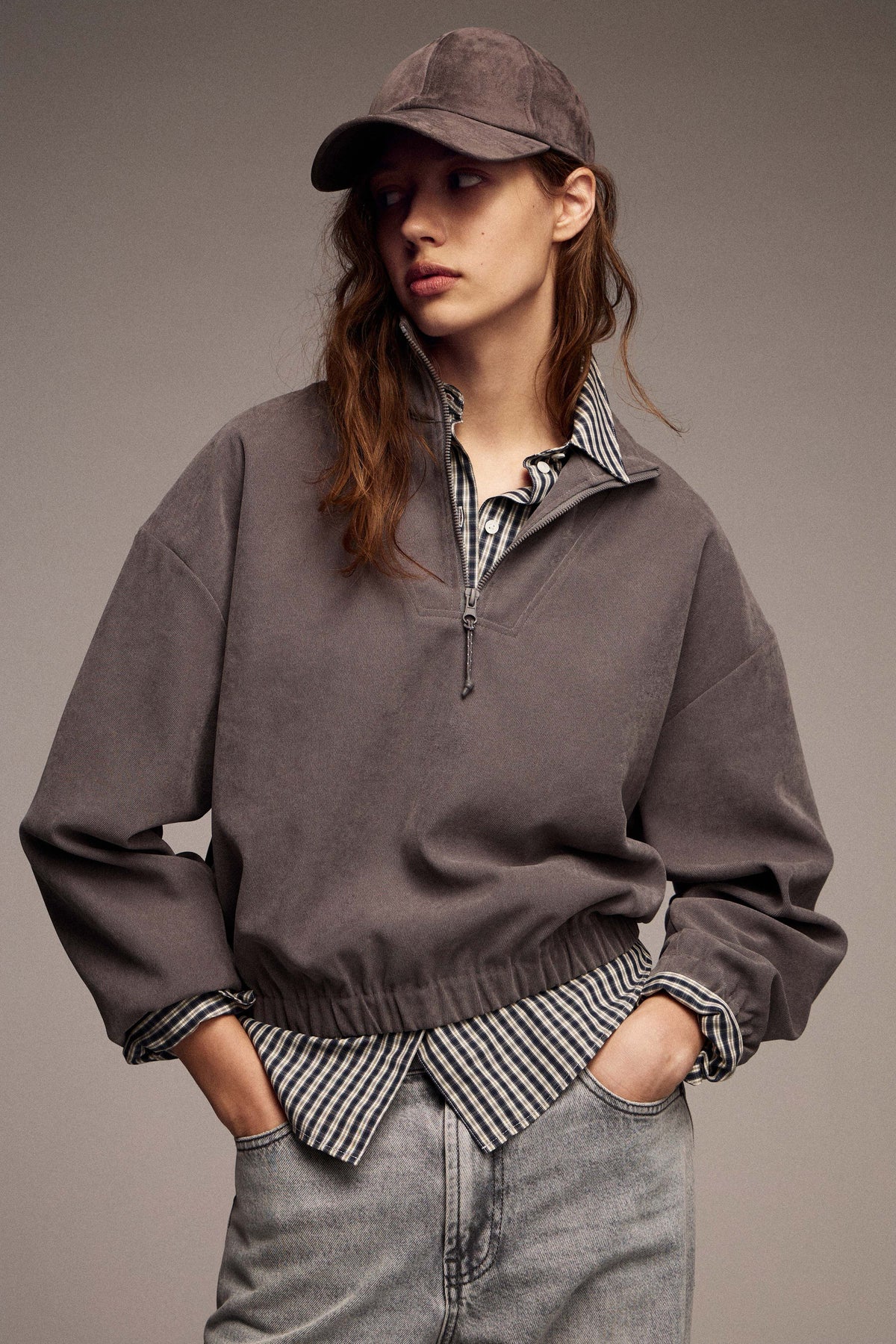 DARK GREY