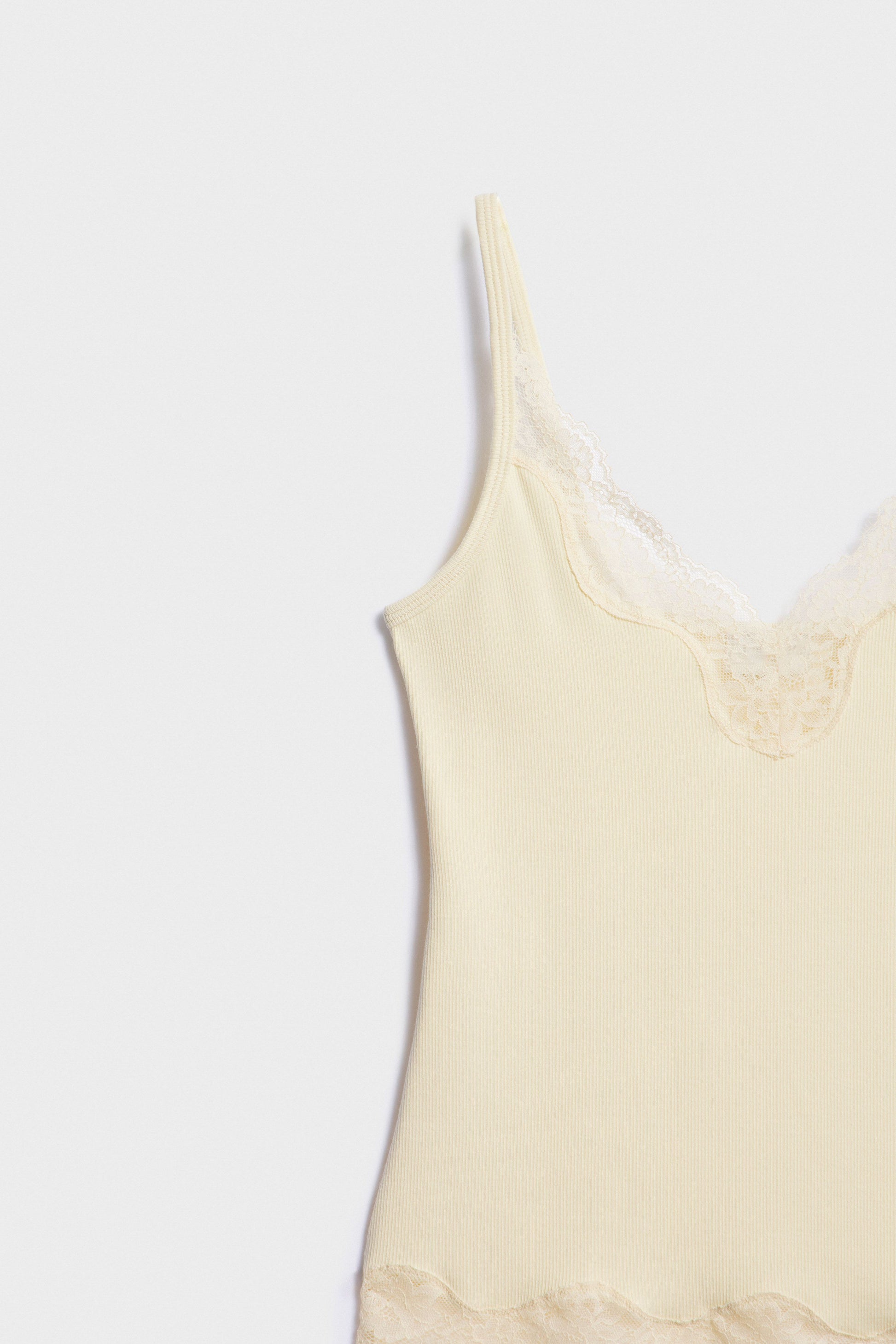 LIGHT YELLOW