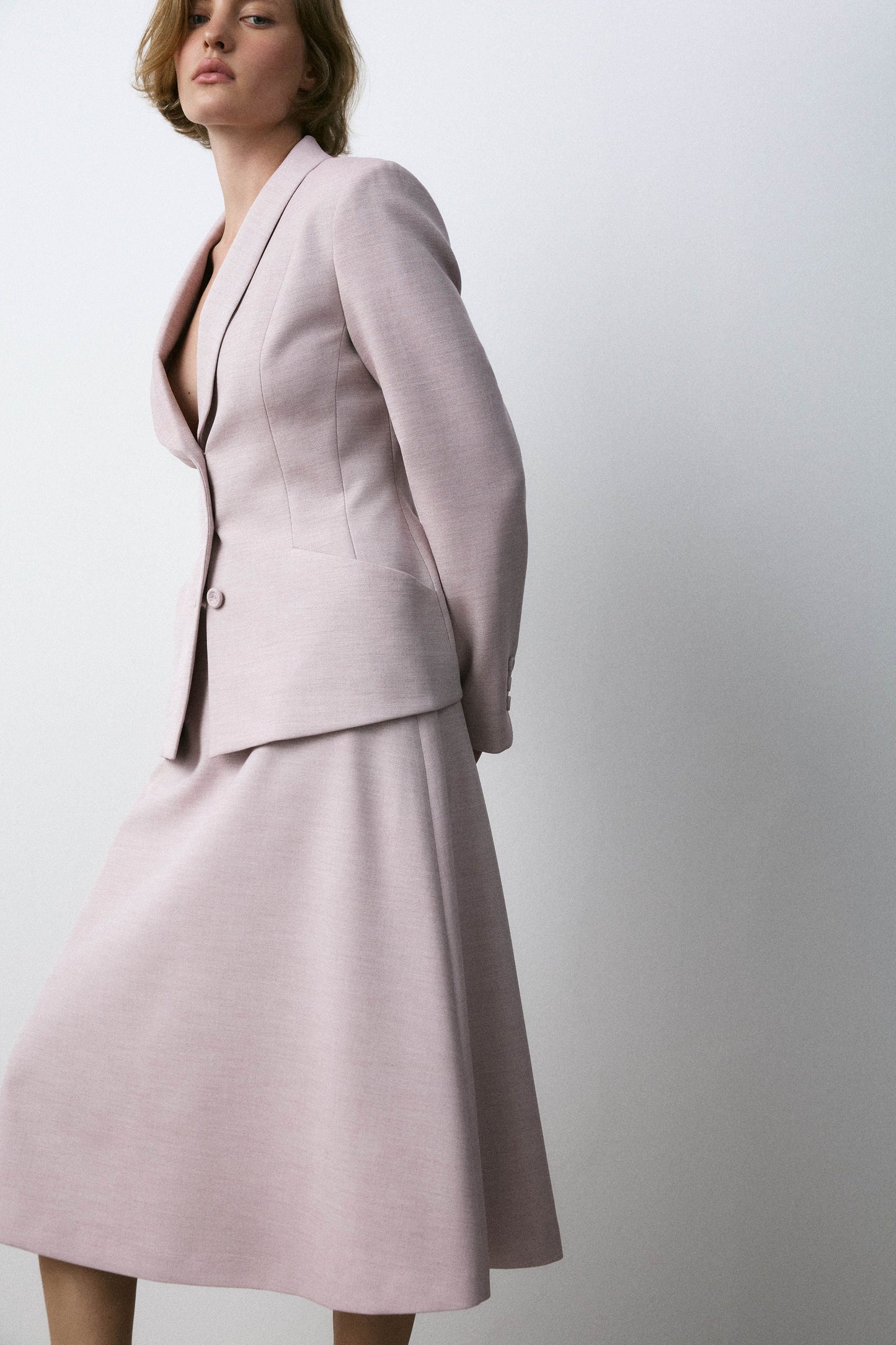 DUSTY ROSE