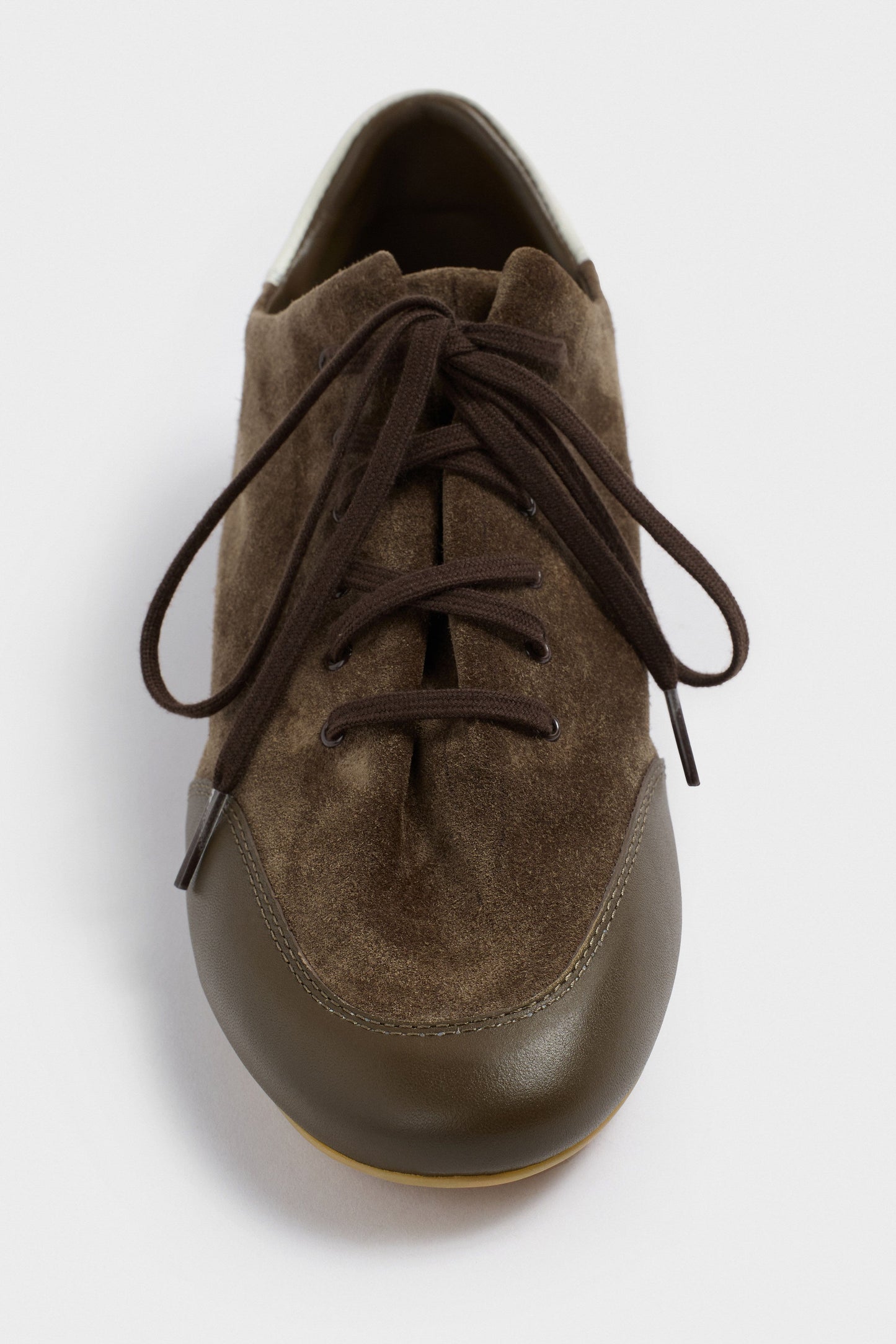 GRAY BROWN
