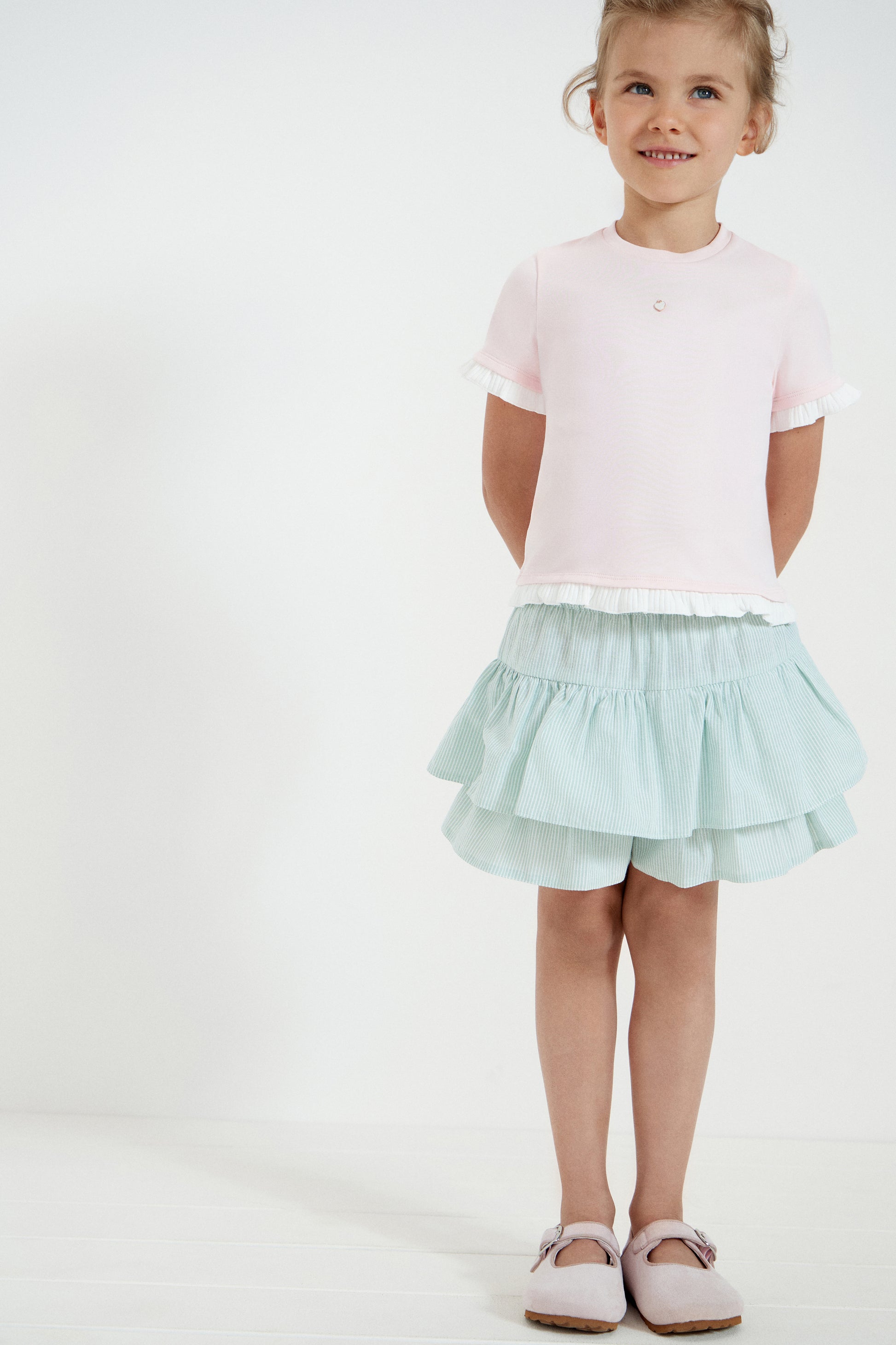 LIGHT PINK