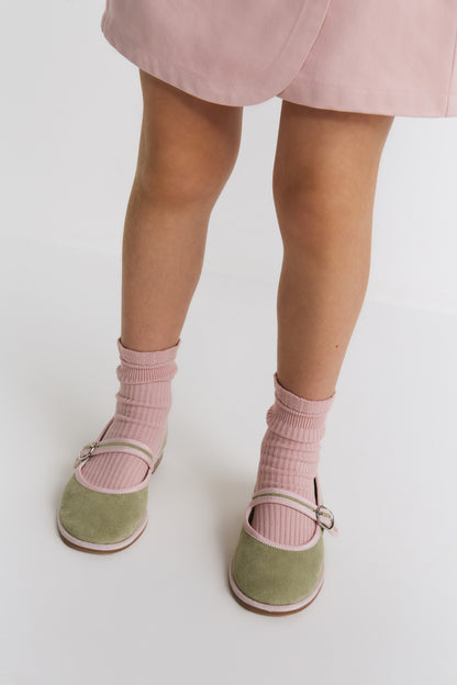 LIGHT OLIVE