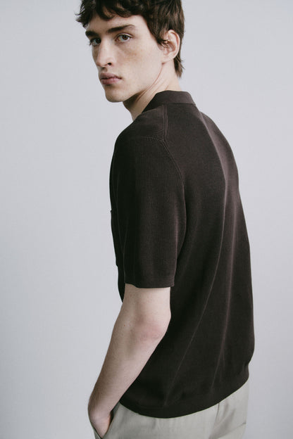 DARK BROWN
