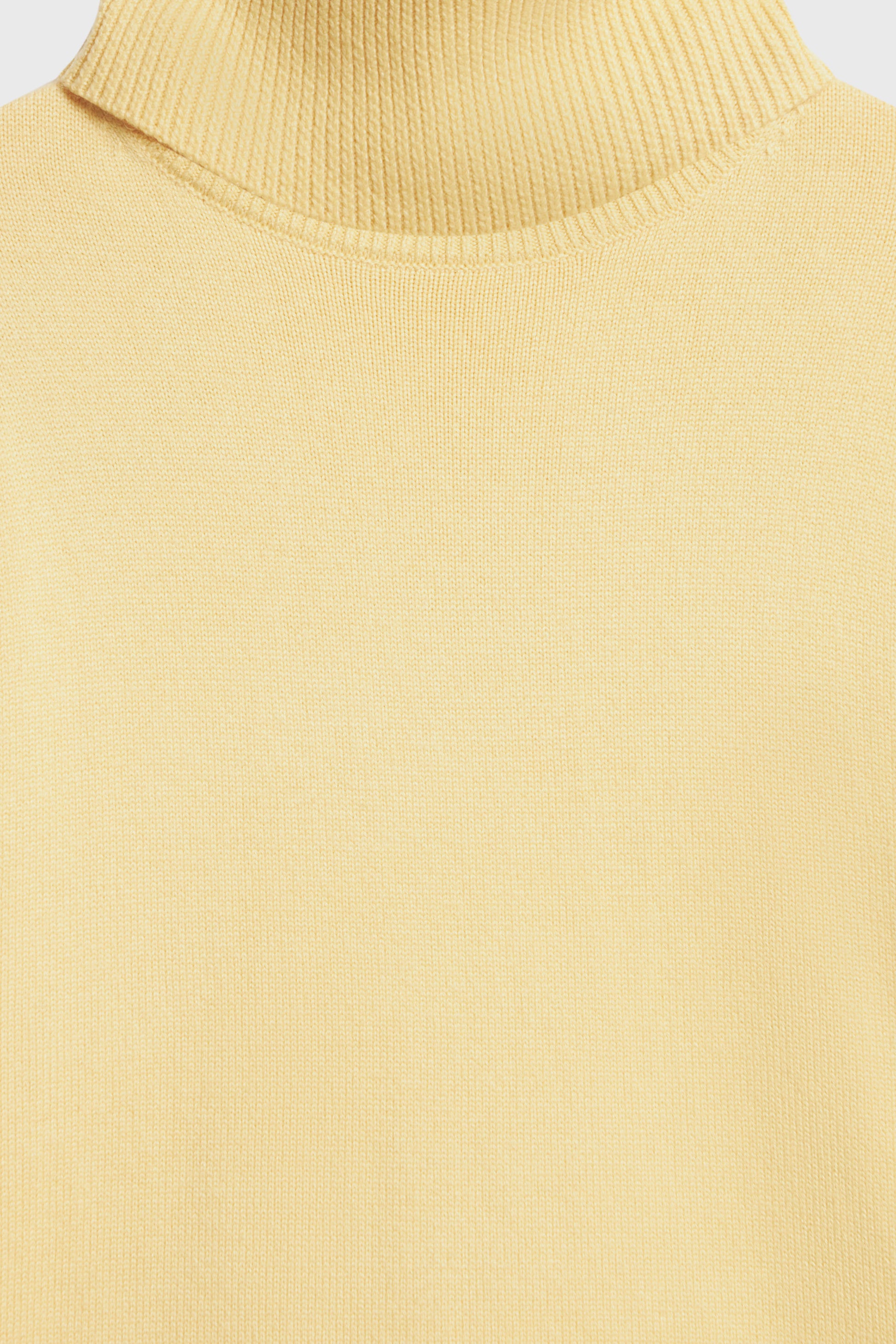 LIGHT YELLOW