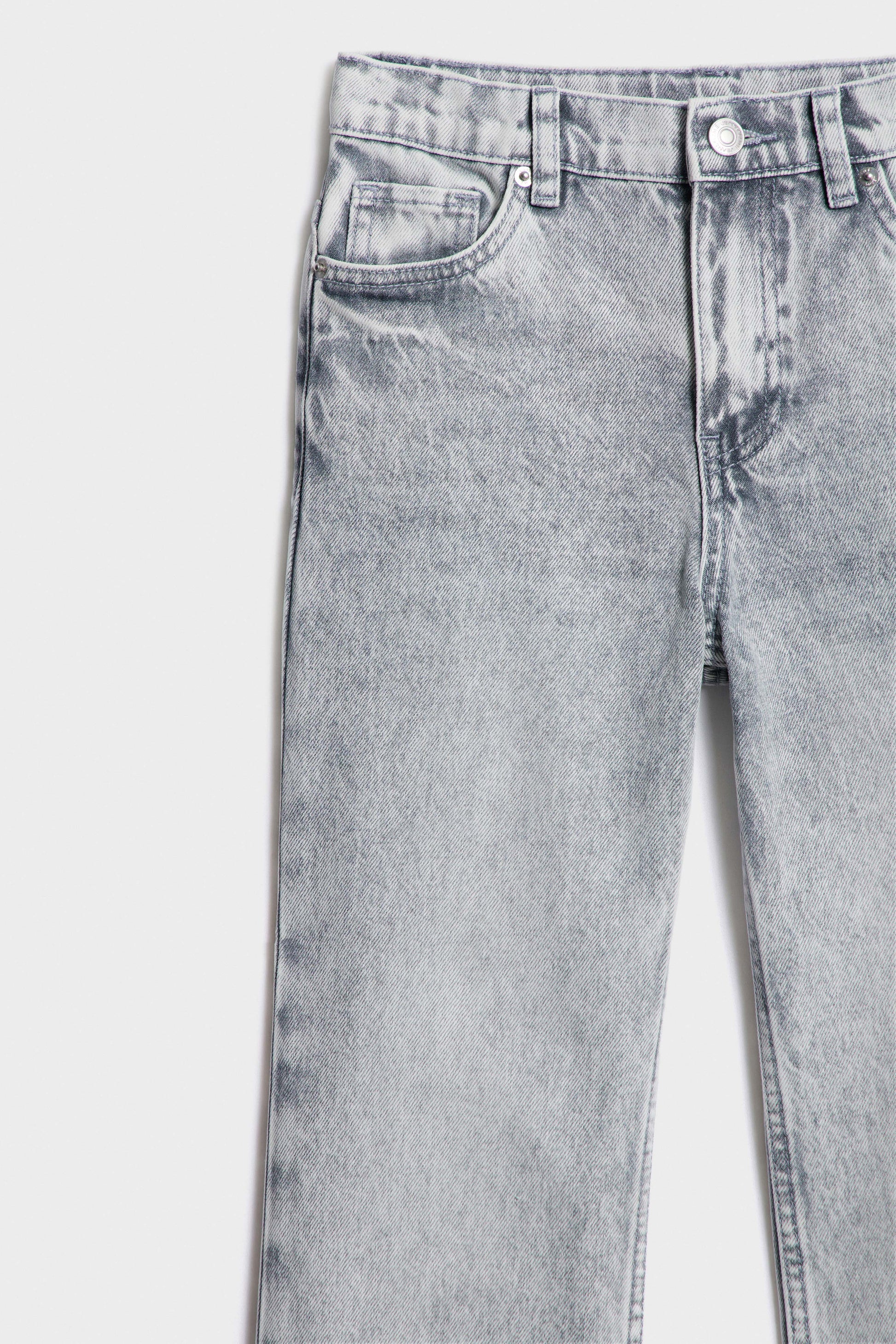 CONCRETE GREY