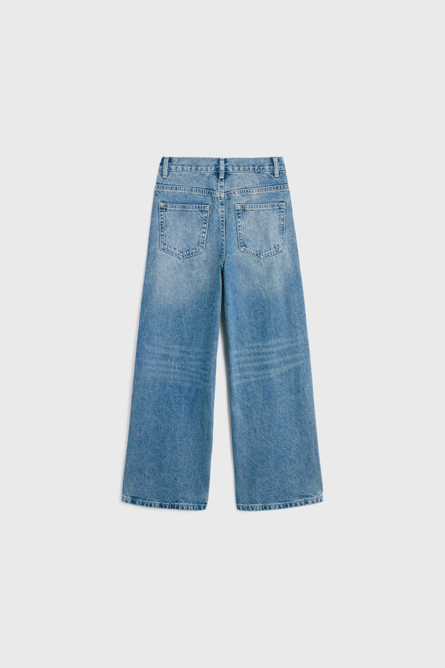 VINTAGE BLUE