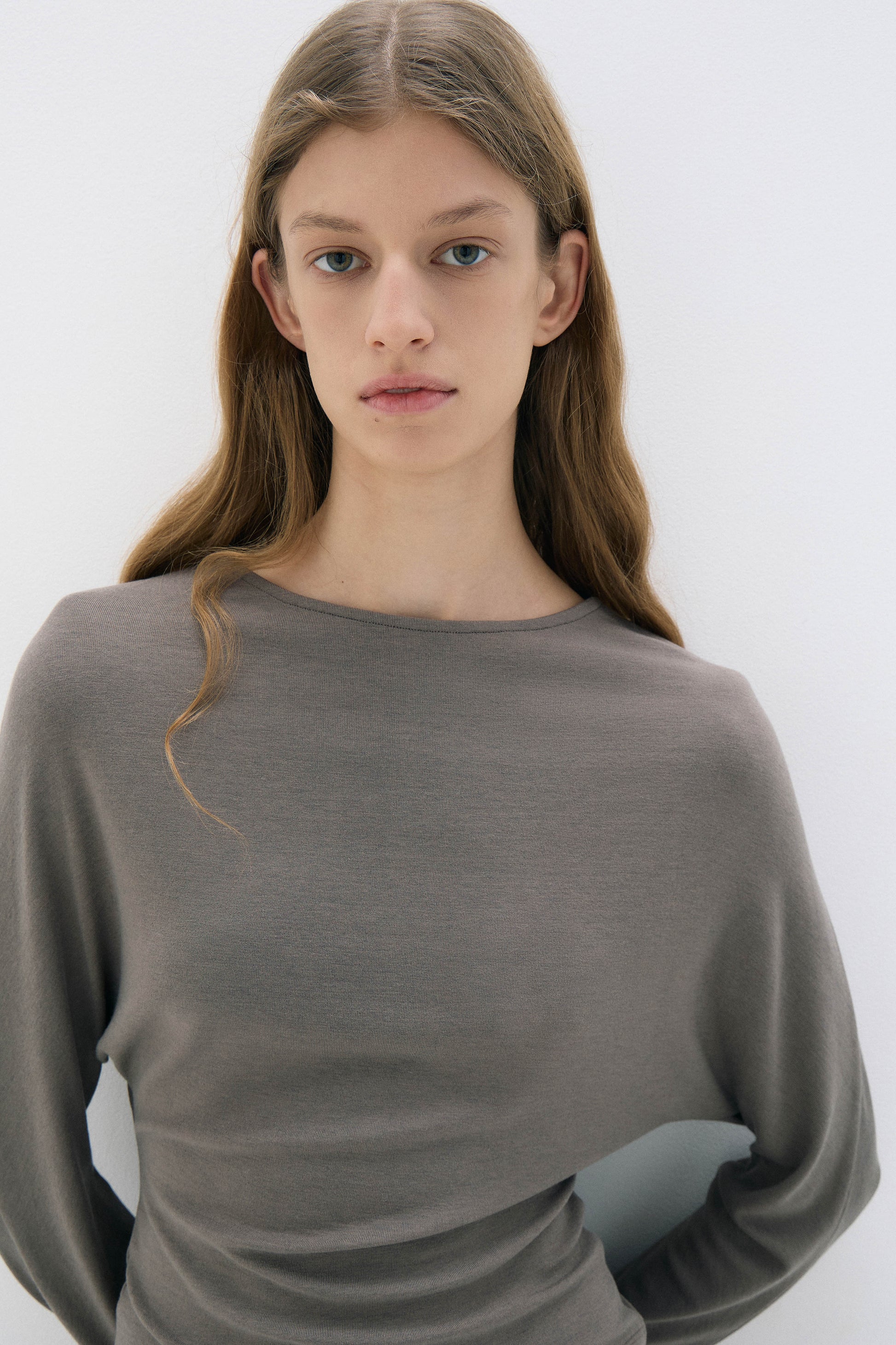 GRAY BROWN
