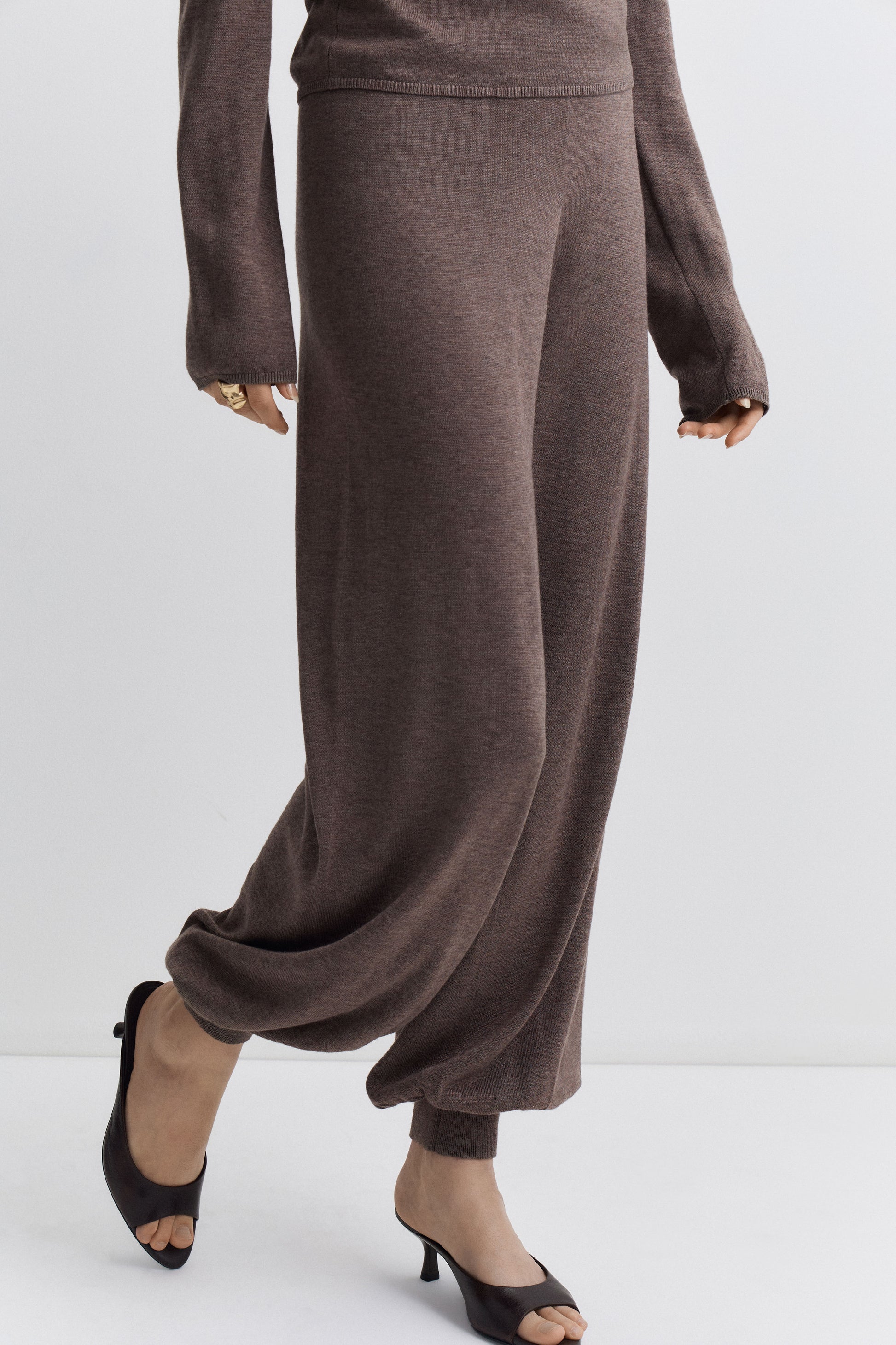 GREY BEIGE MELANGE
