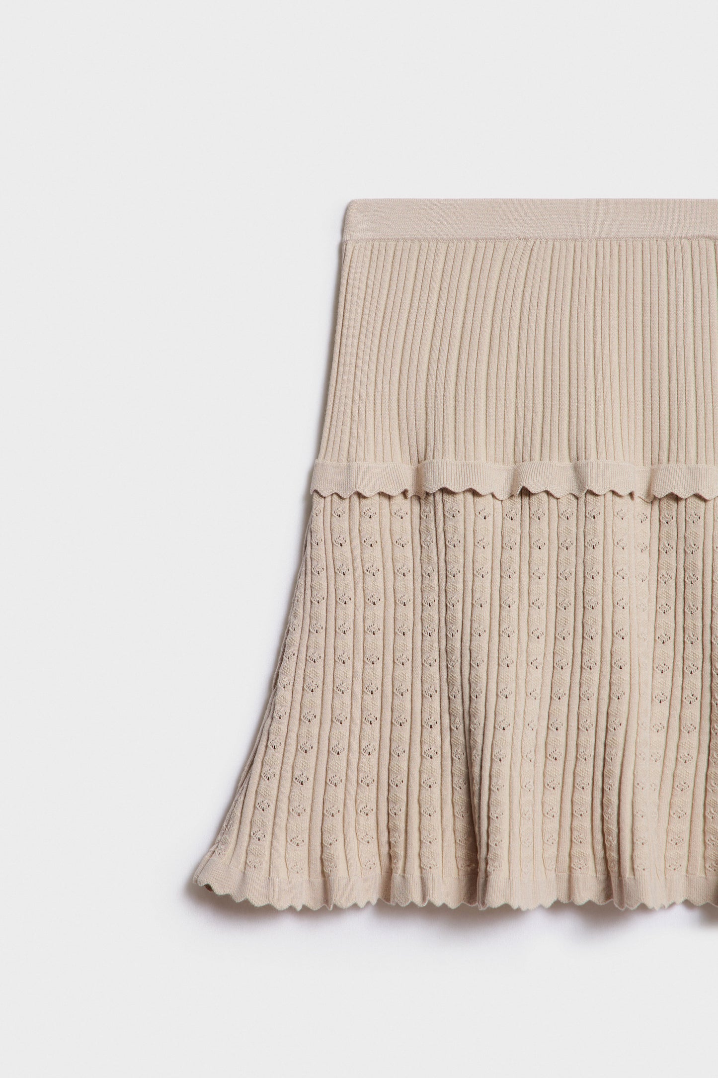 LIGHT BEIGE