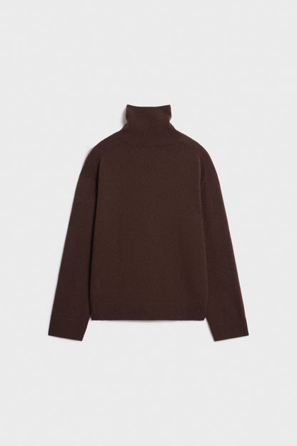 DARK BROWN