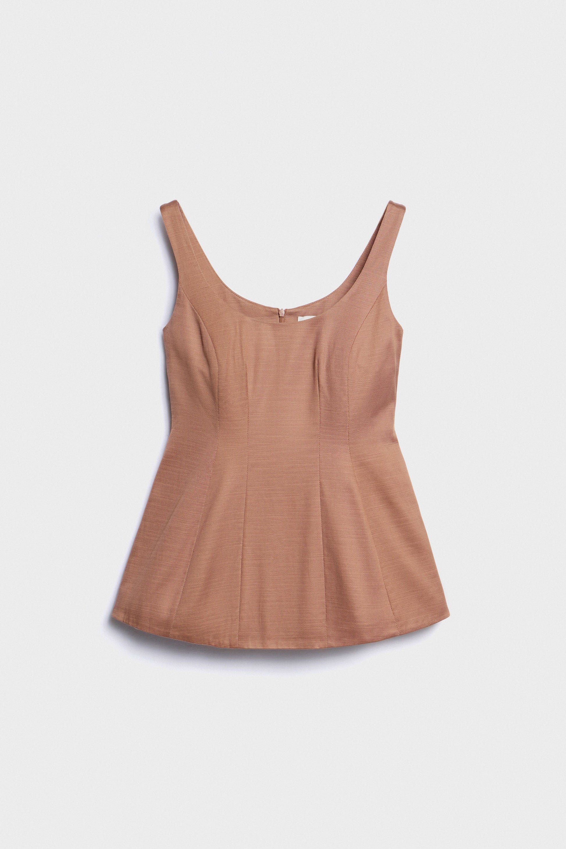 DARK BEIGE