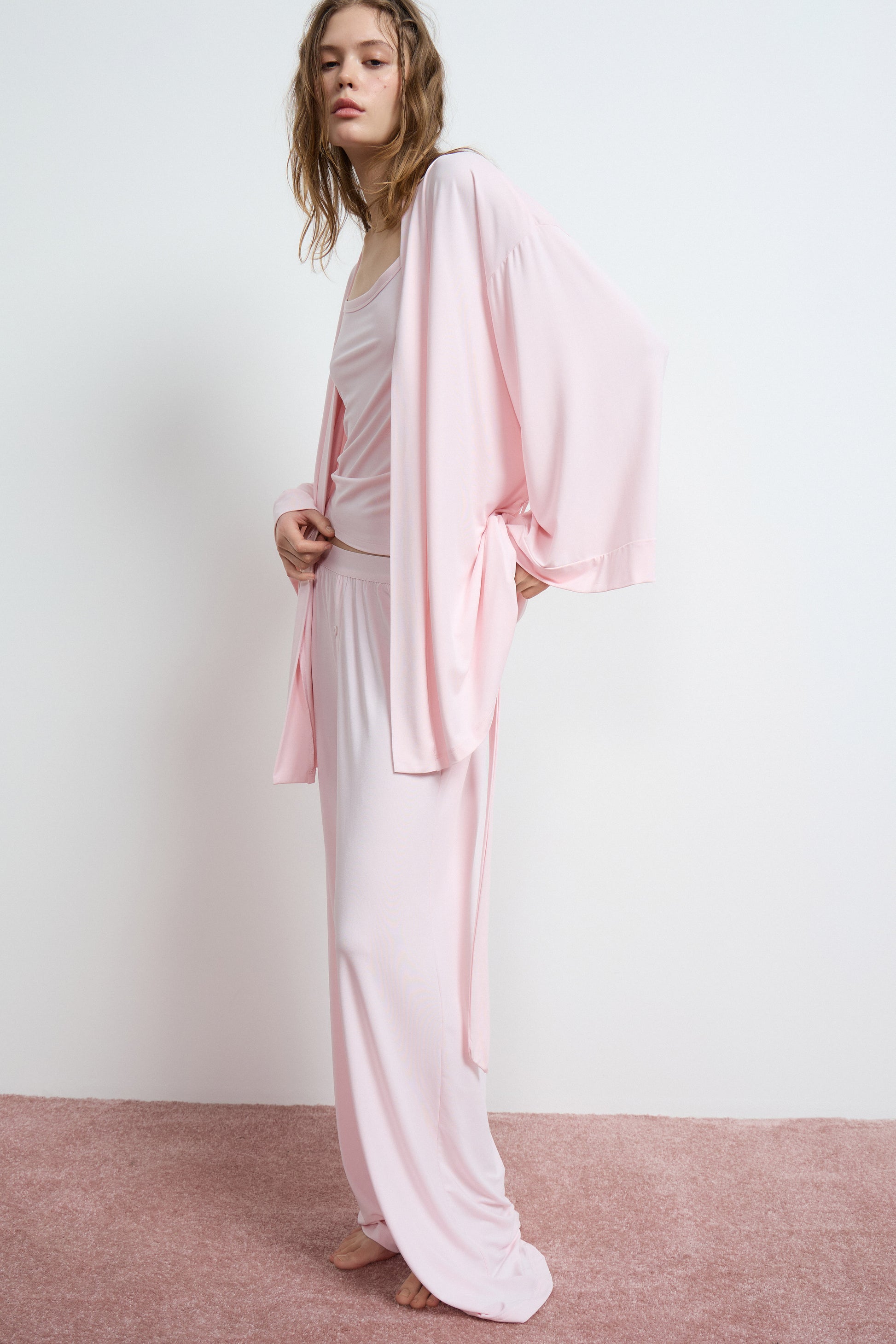 LIGHT PINK