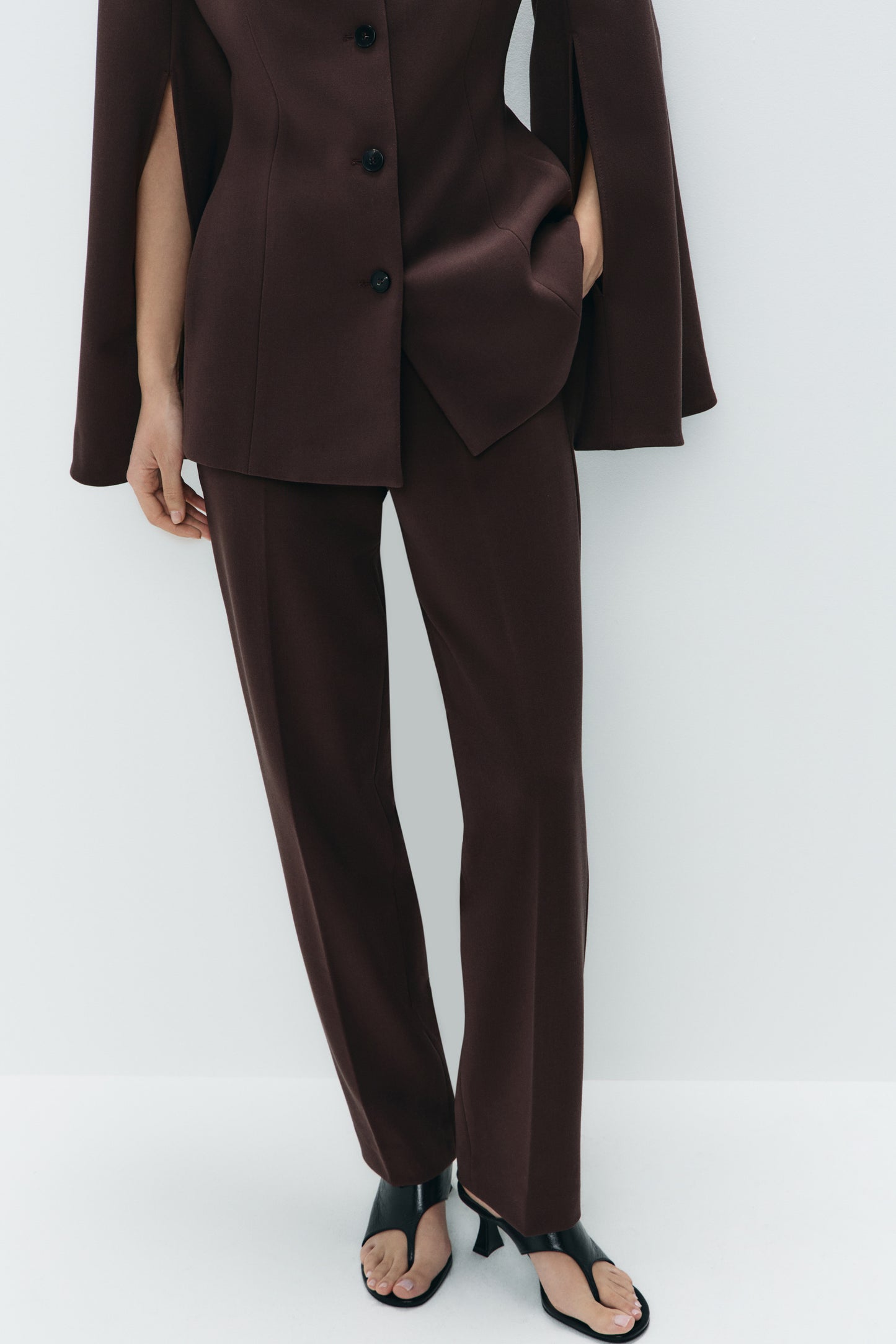 DARK BROWN