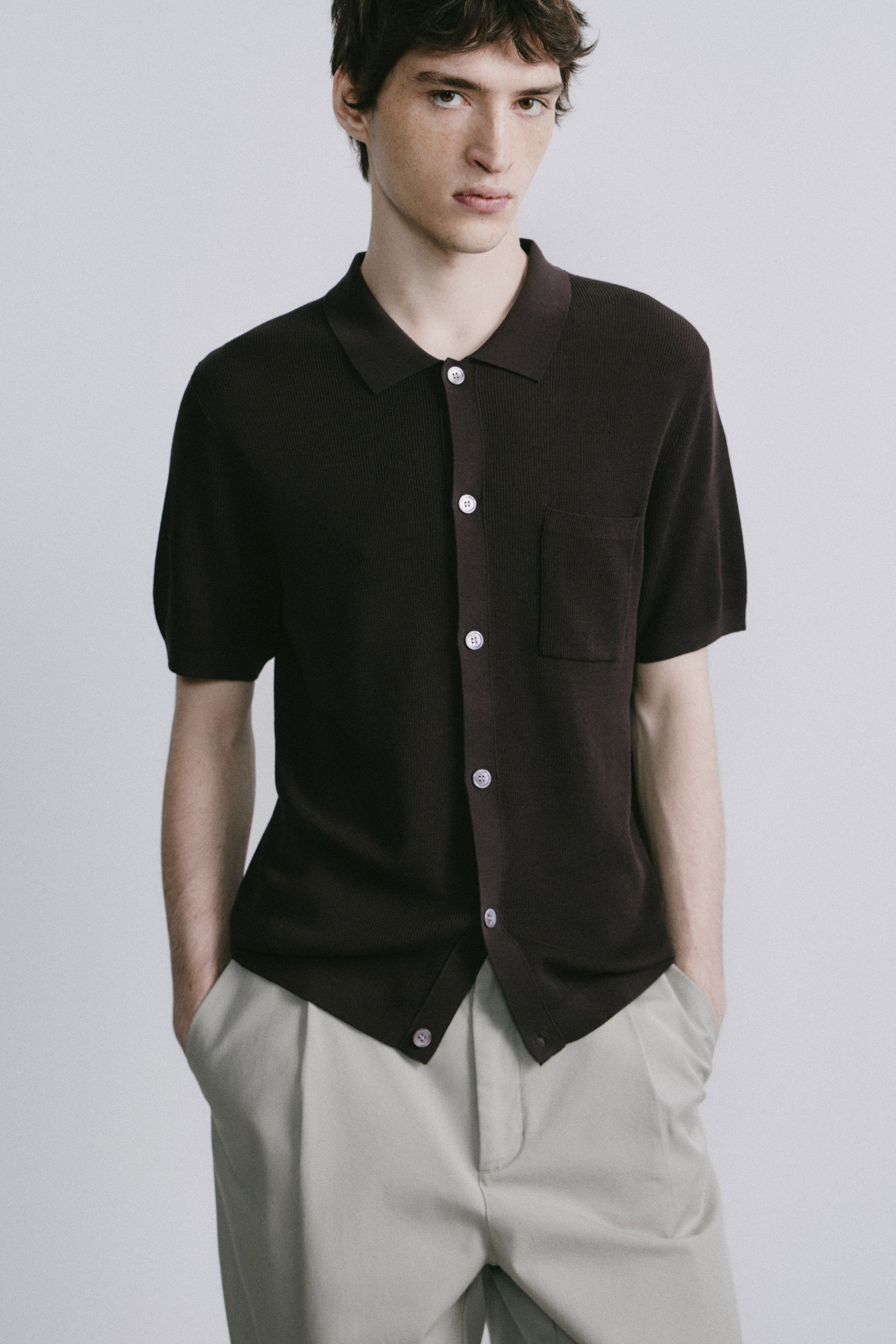 DARK BROWN