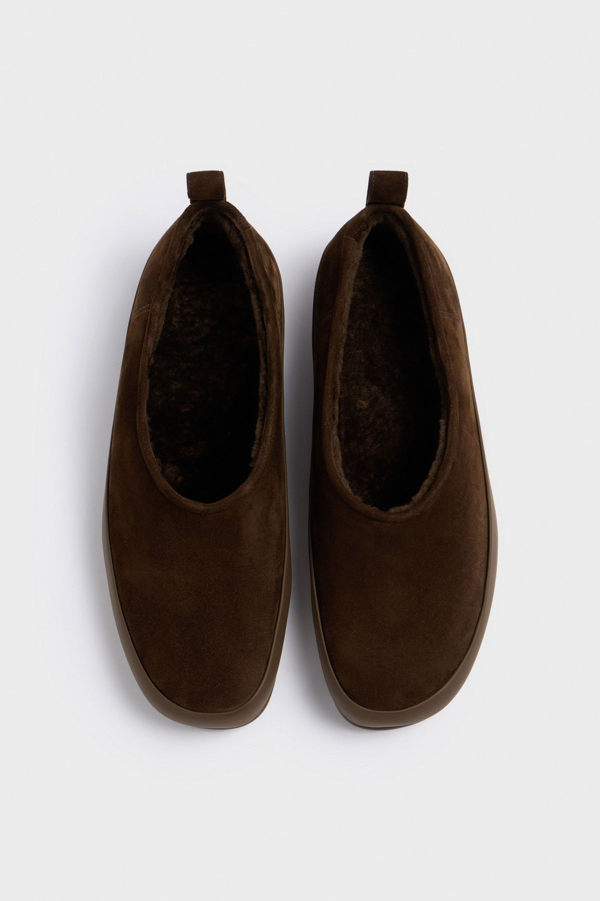 DARK BROWN