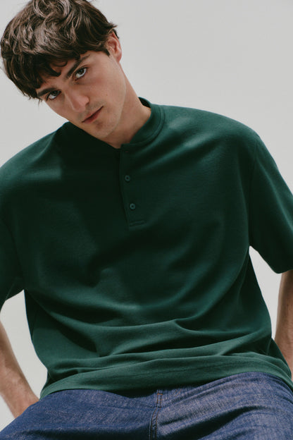 DARK GREEN