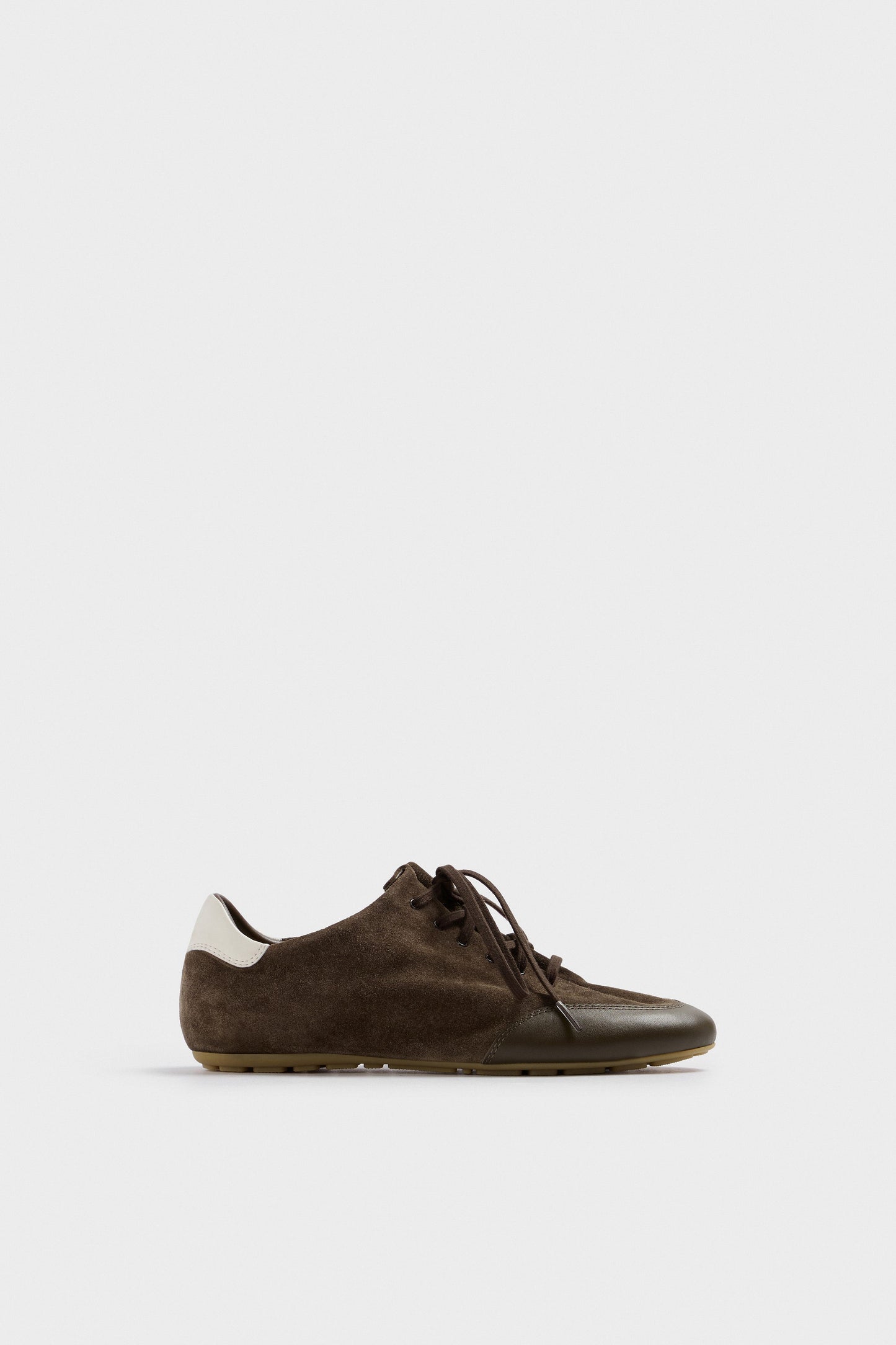 GRAY BROWN