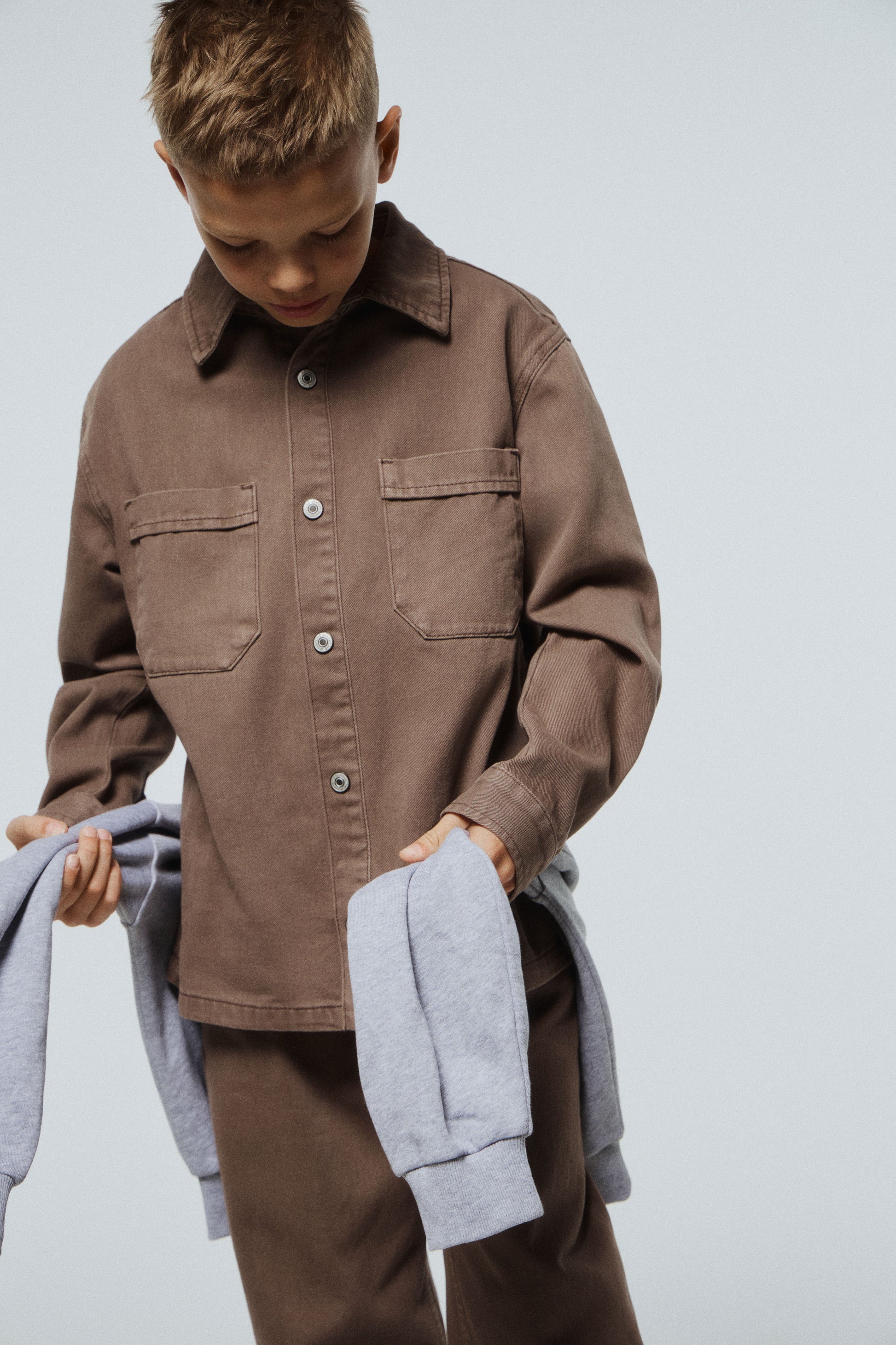 GRAY BROWN