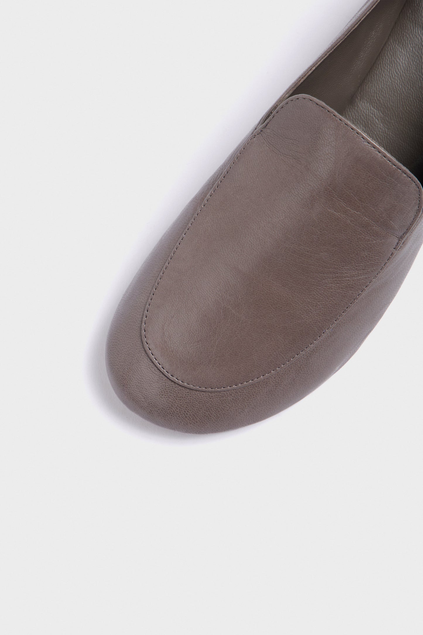 GRAY BROWN