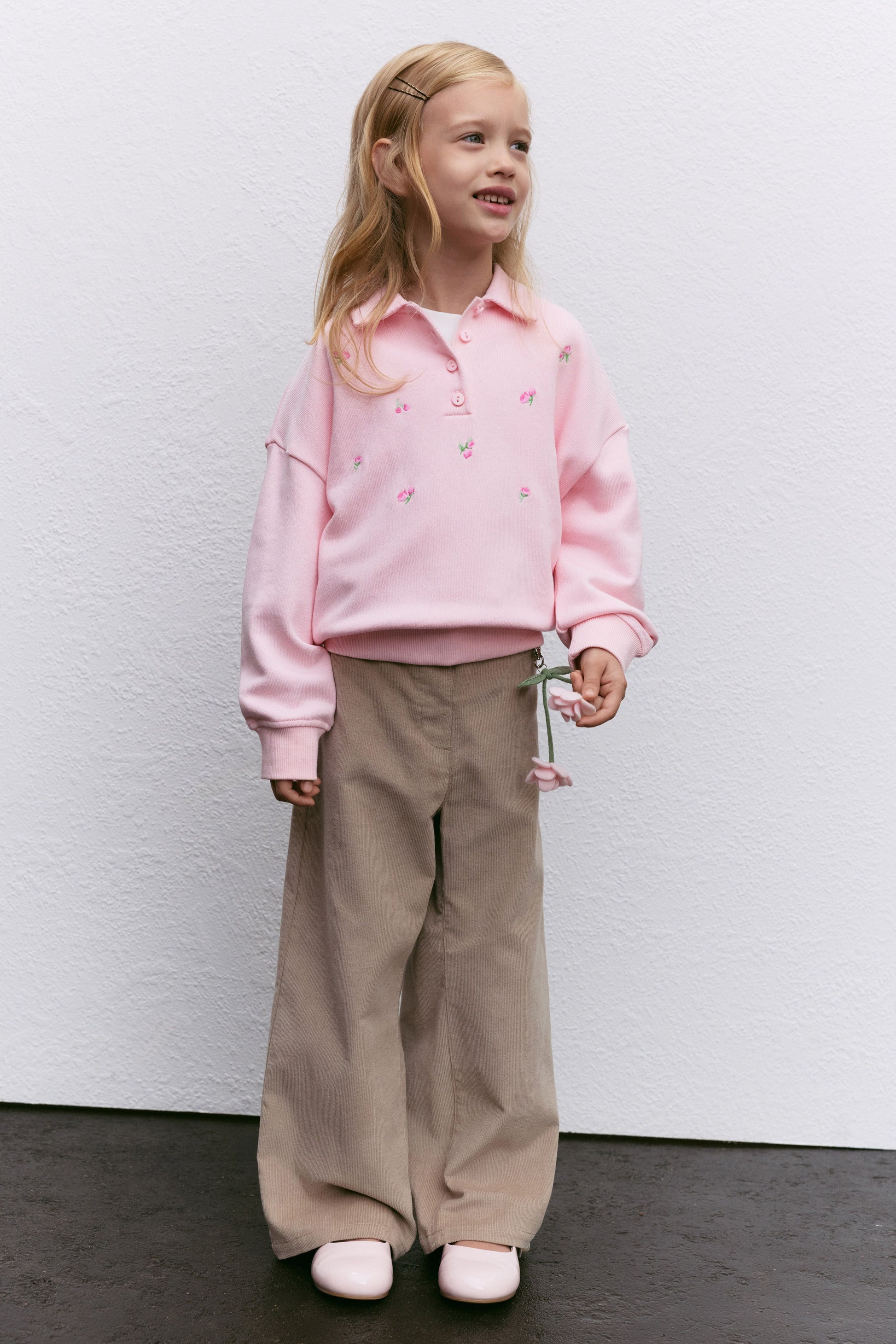 LIGHT PINK