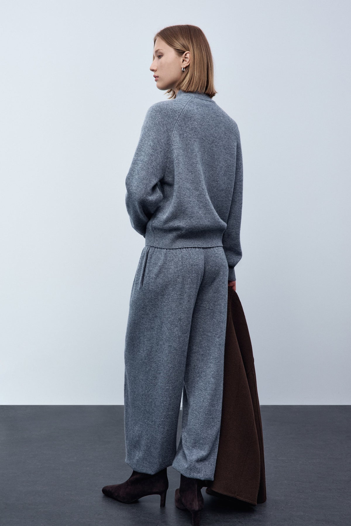 GREY MELANGE