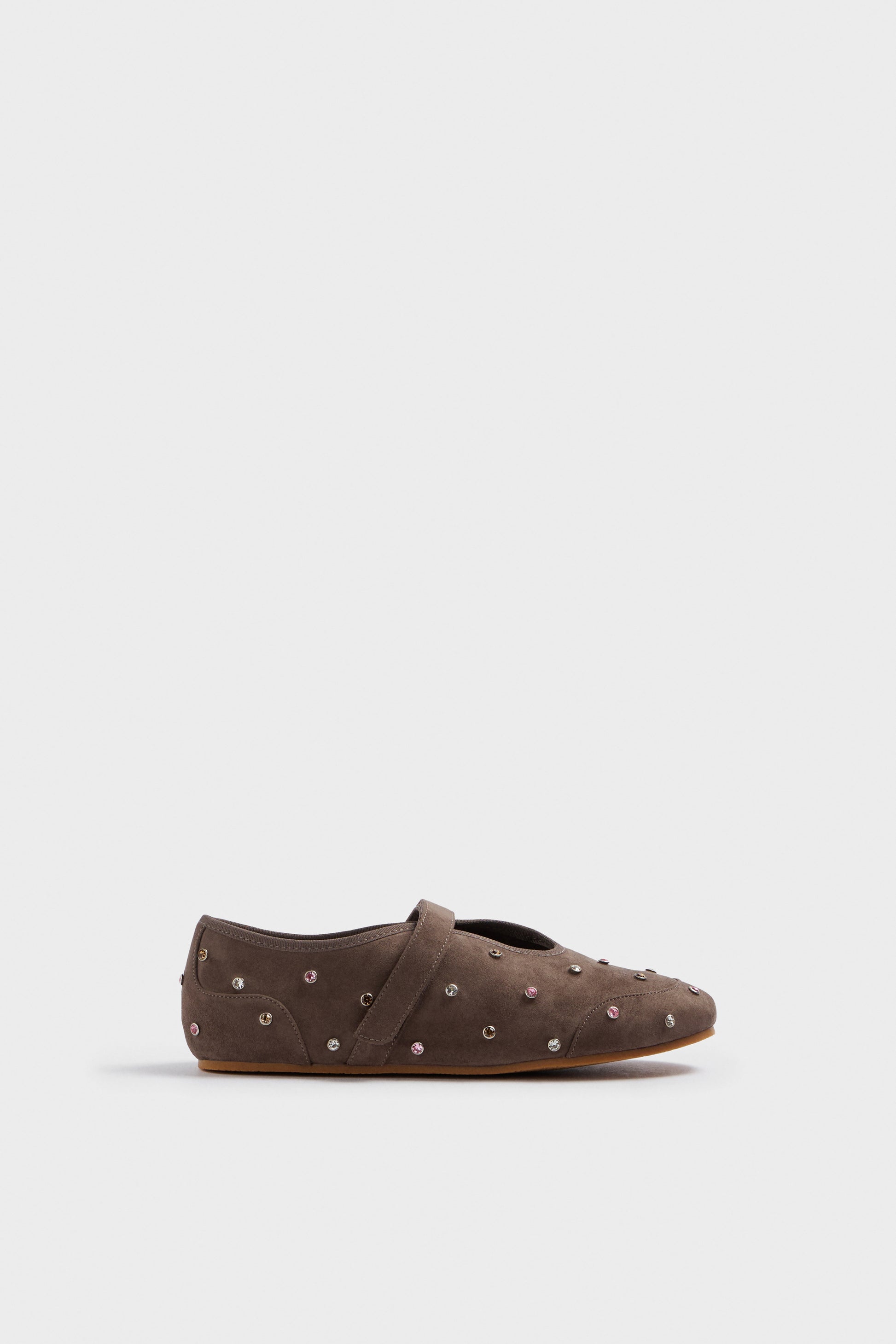 GRAY BROWN