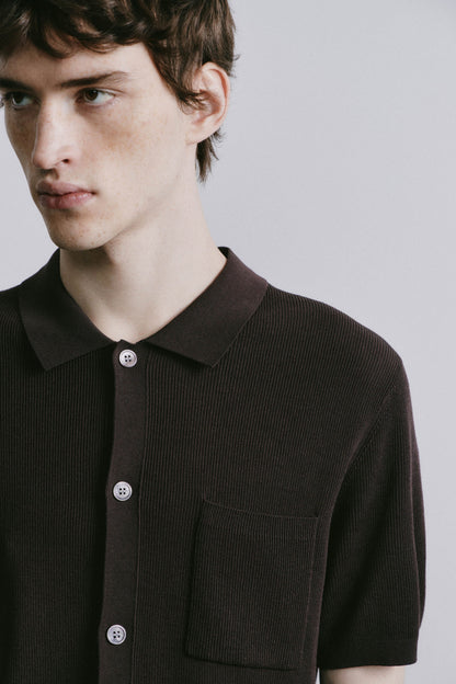 DARK BROWN