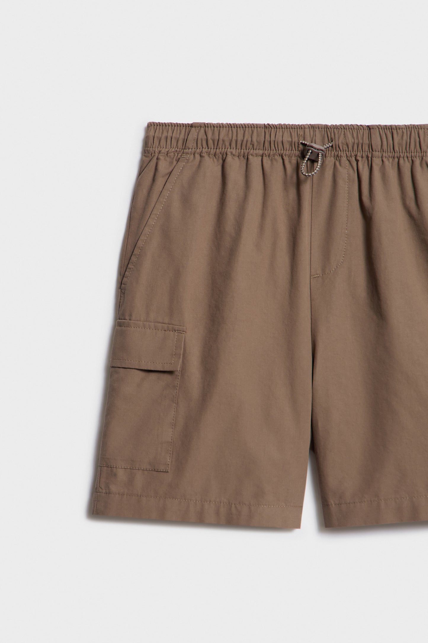 GRAY BROWN