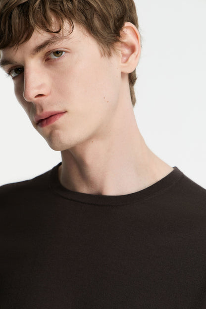 DARK BROWN