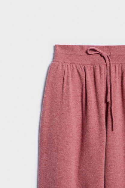 DUSTY ROSE