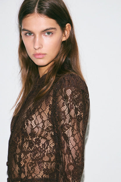 DARK BROWN